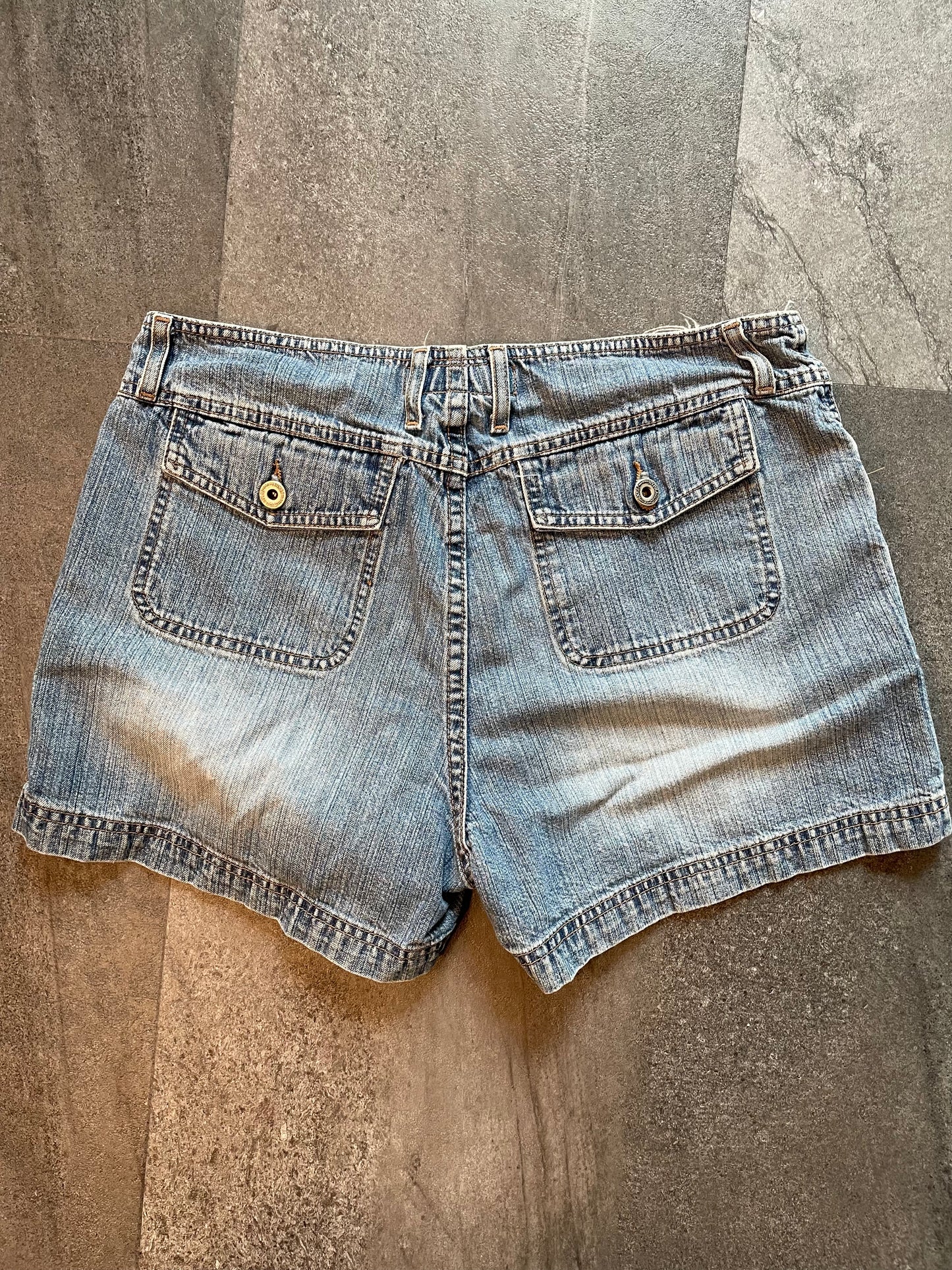 Hydraulic Jean Shorts (11/12)