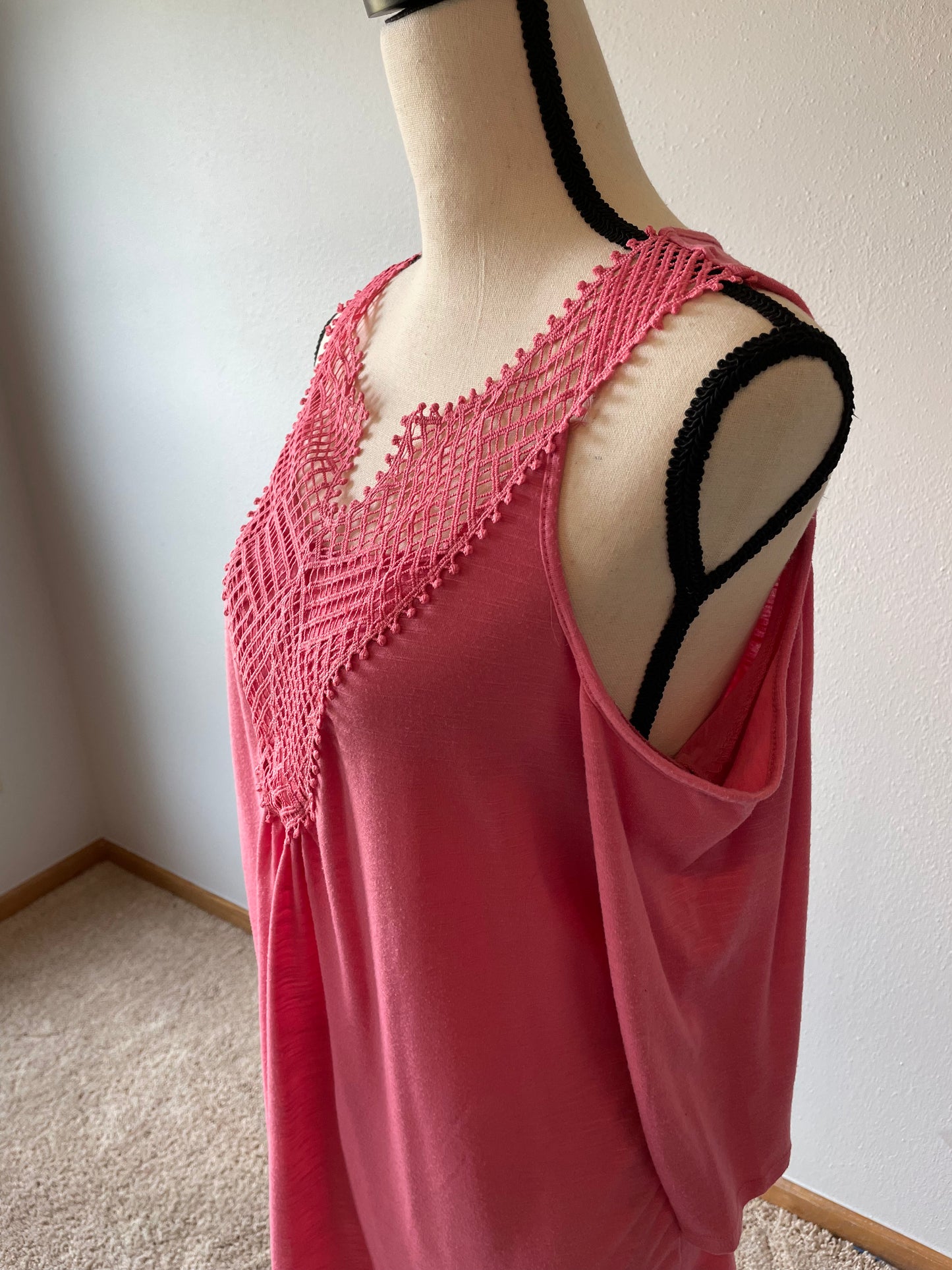 Allie & Rob Pink Top (L)