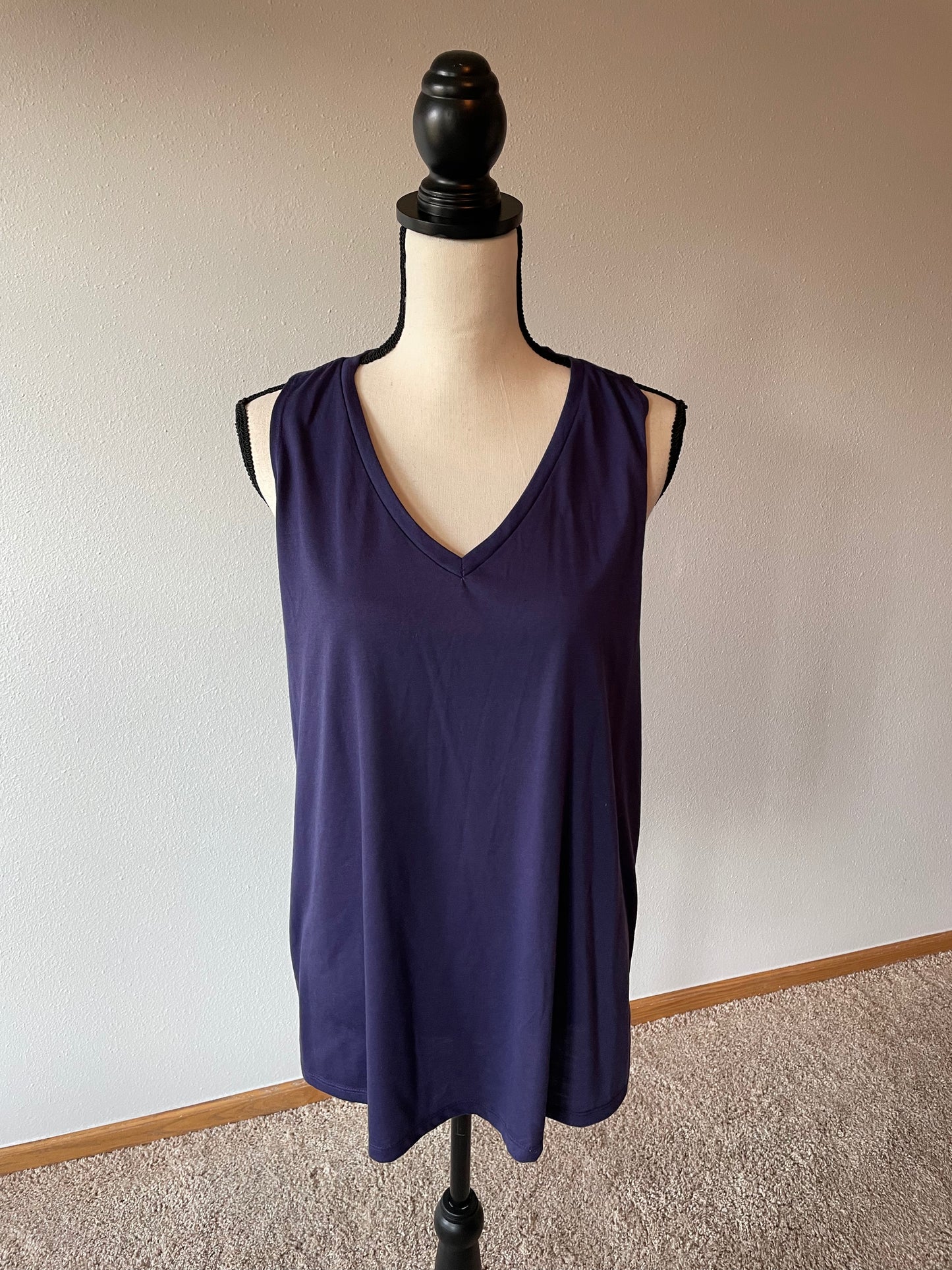 Old Navy Twist Back Tank (XL)
