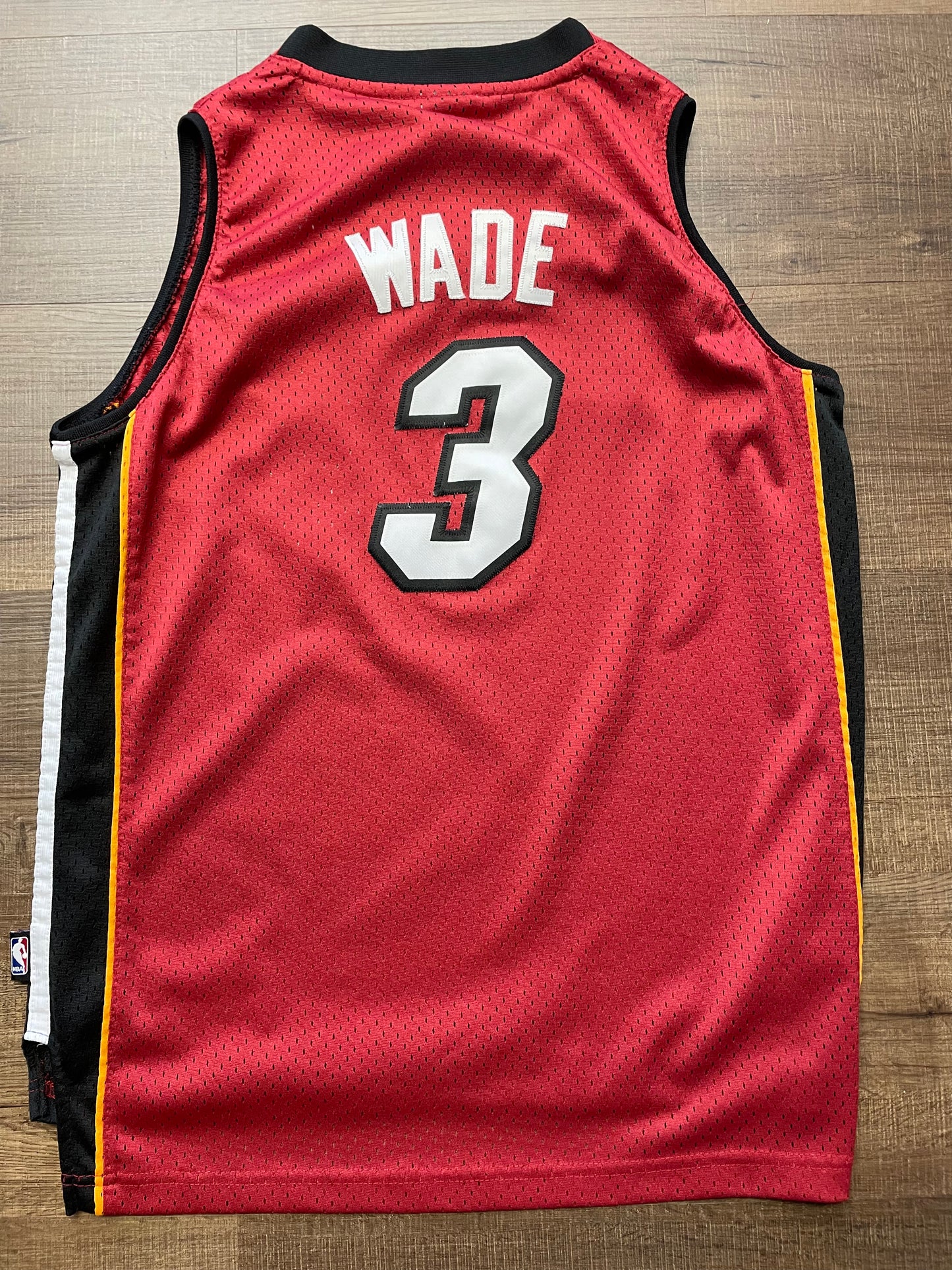 Adidas NBA Miami Heat Dwyane Wade #3 Jersey (YLG)