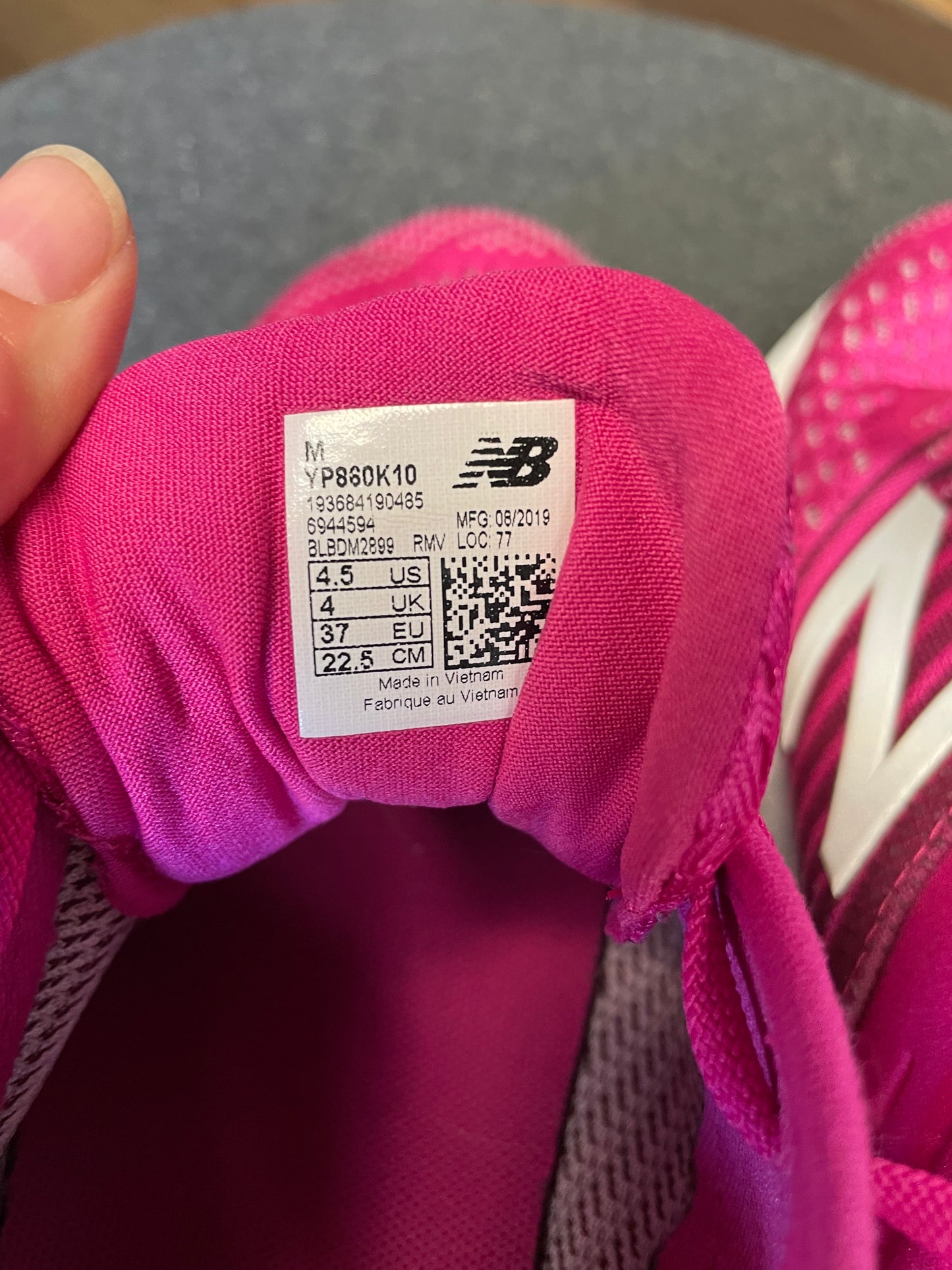 New Balance Fresh Foam 860v10 (4.5Y)