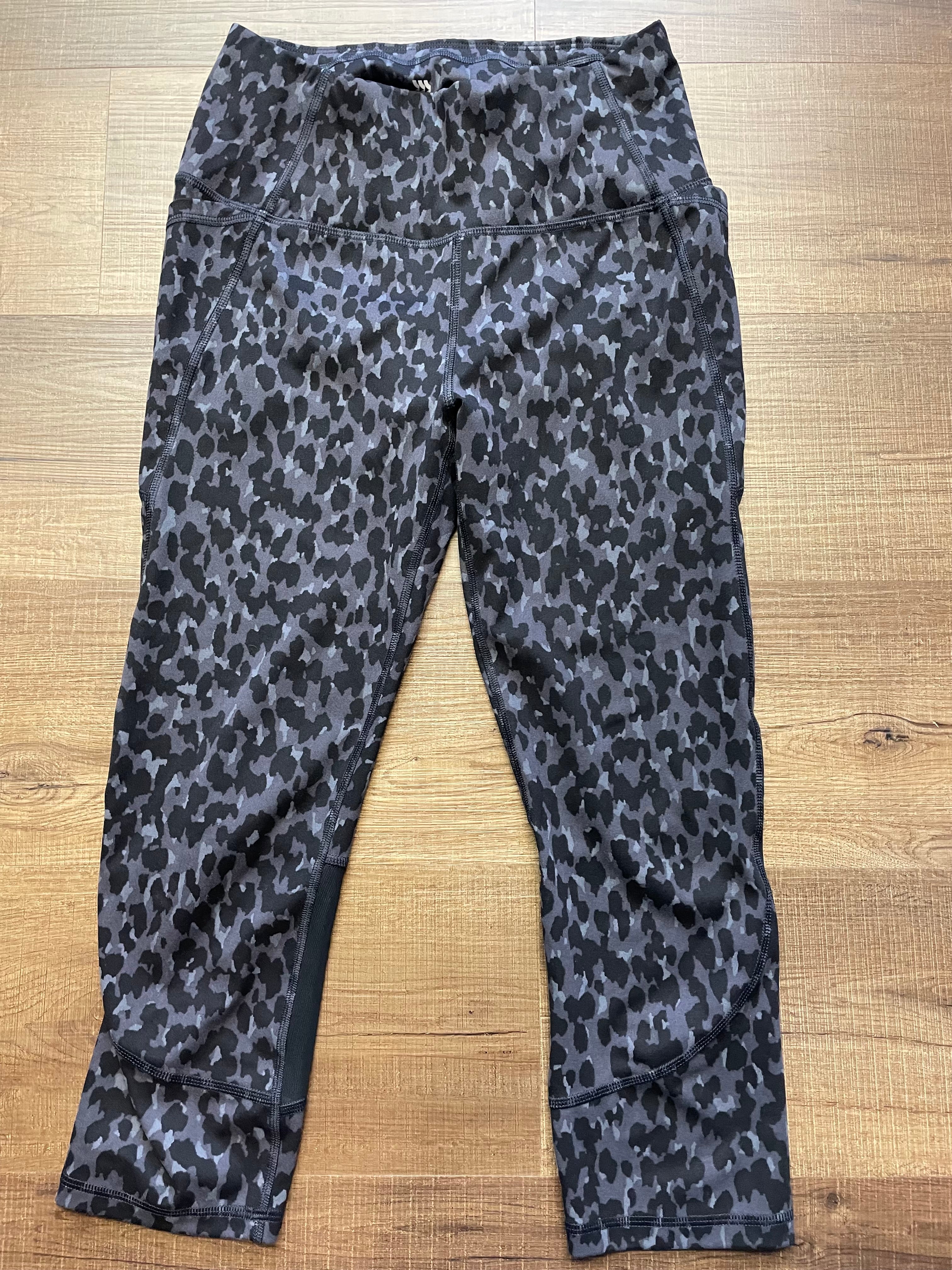 All in Motion Camo Print Leggings (S)