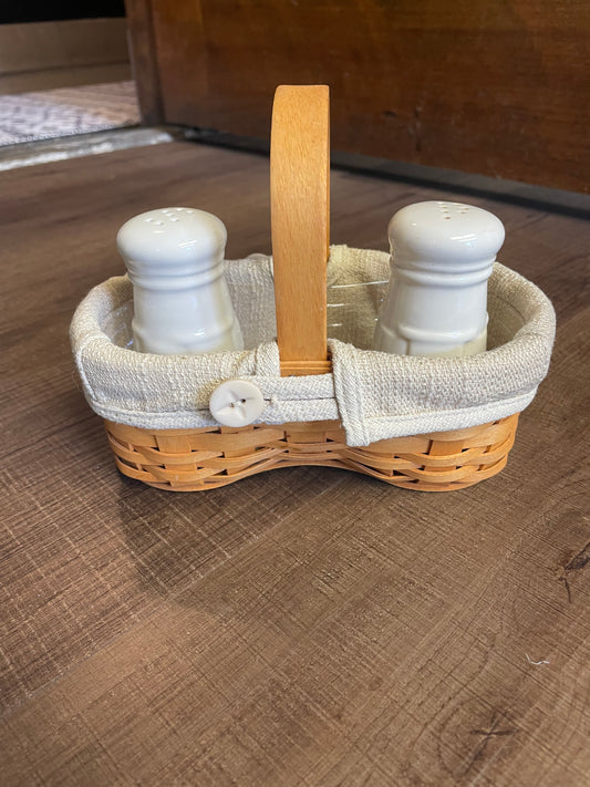 Longaberger 2002 Salt & Pepper Shaker Basket, Ivory Liner and Protector