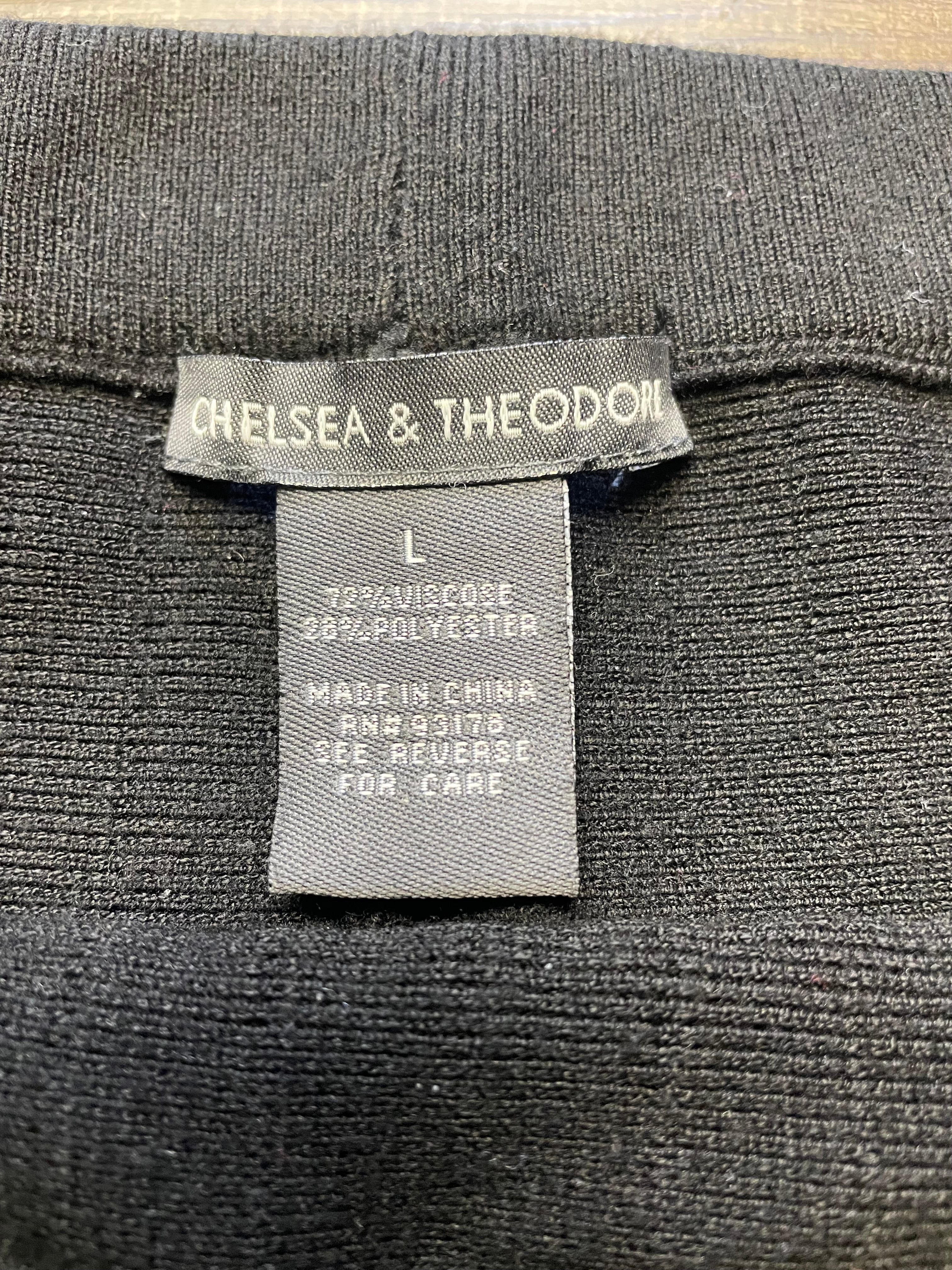 Chelsea & Theodore Skirt (L)