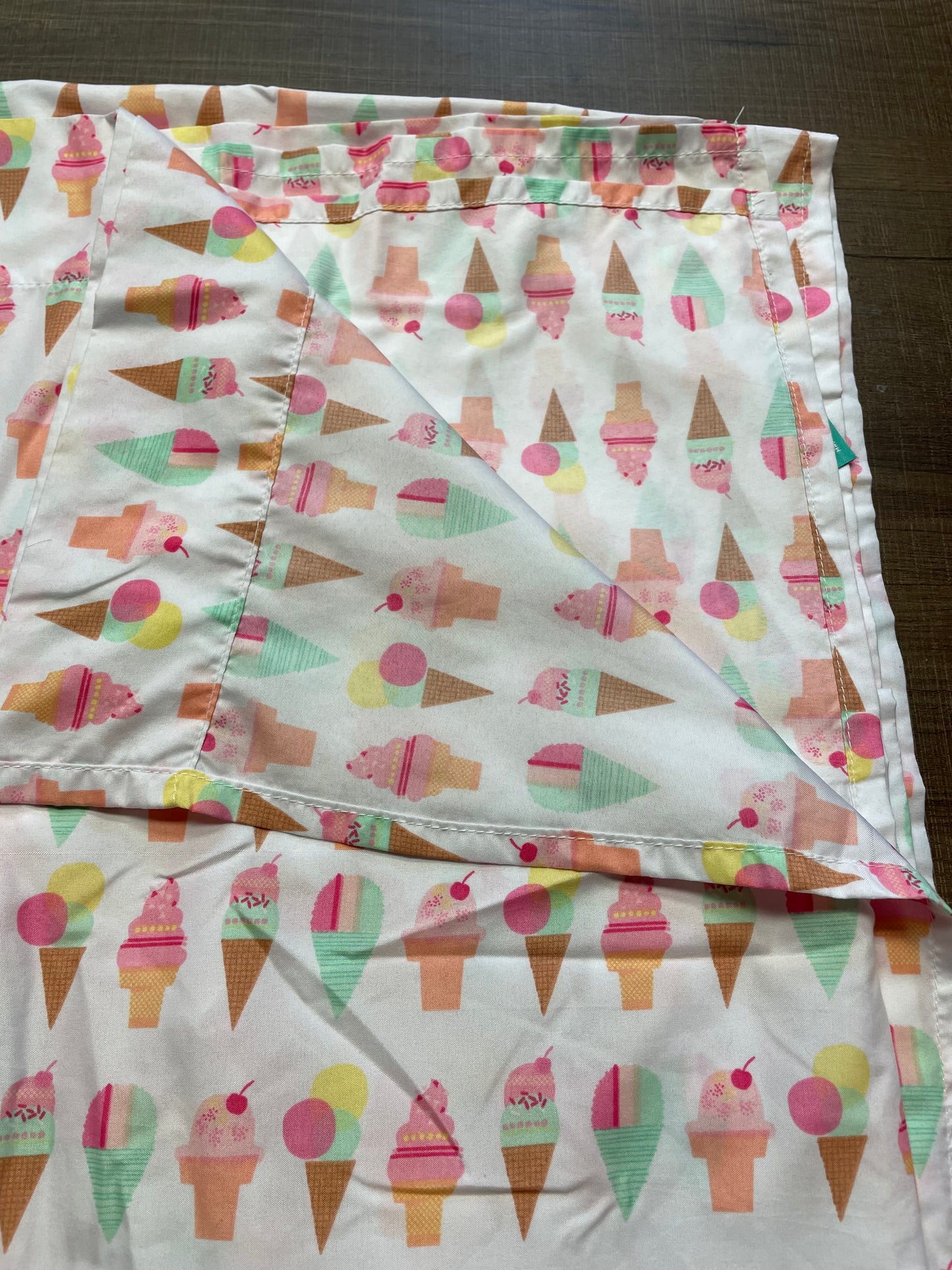 Pillowfort Full Size Bedding Set