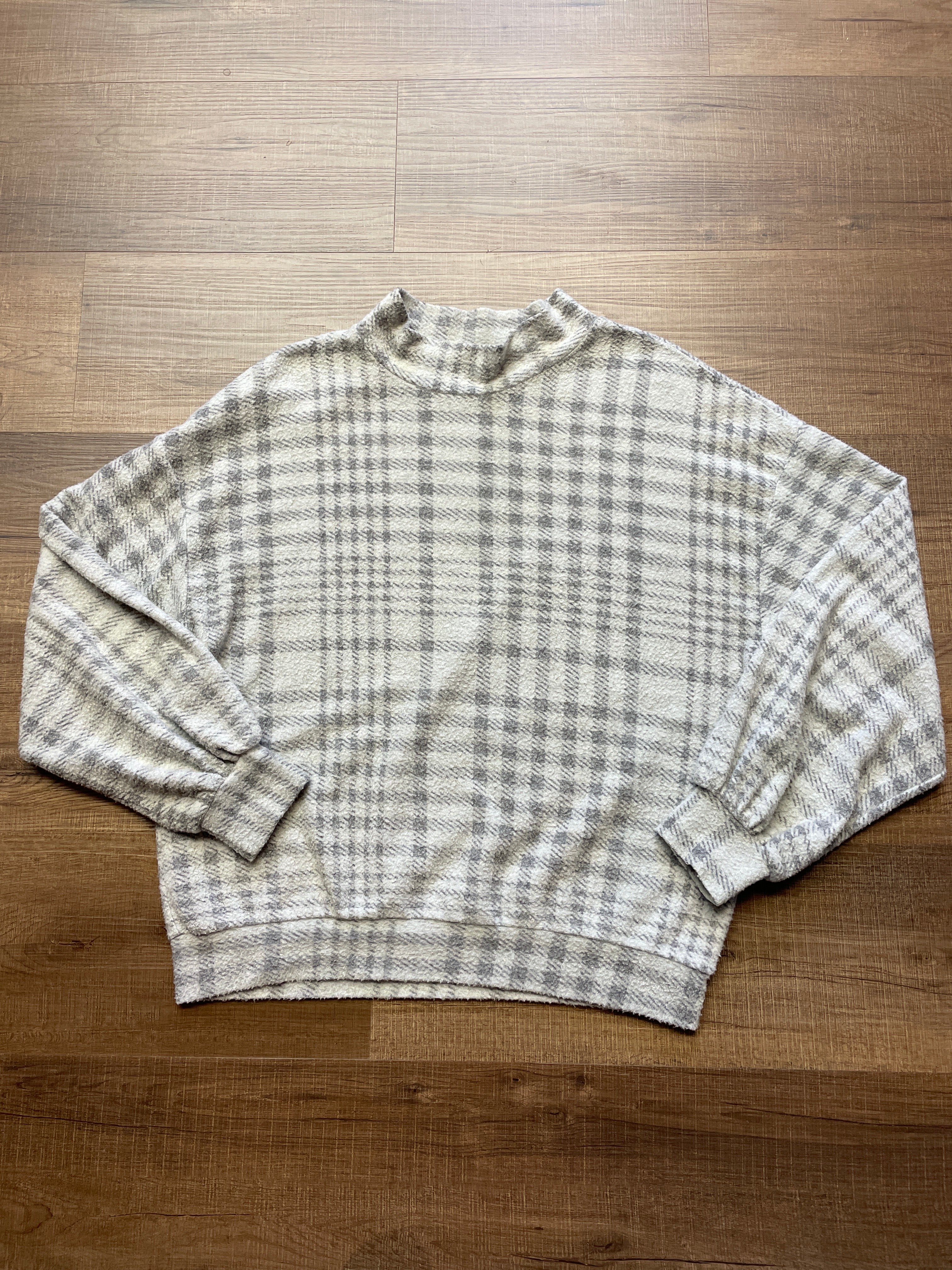 Lush Fleece Checkered Top (S)