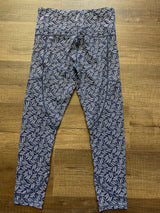 Zyia Active 3/4 Length Pocketed Leggings (8-10) - BinxBerry Consignment