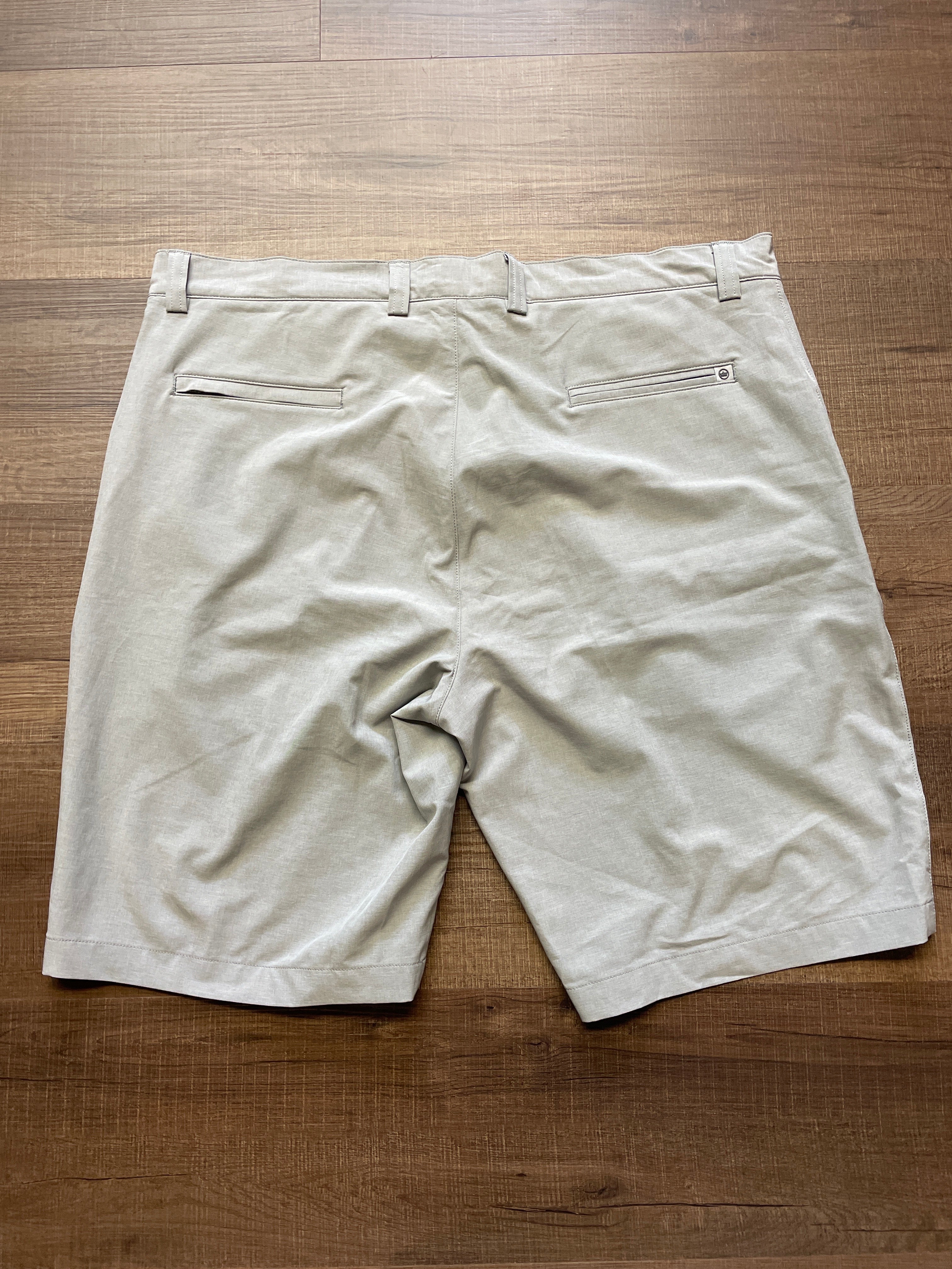 Peter Millar Men's Performance Shorts (38)