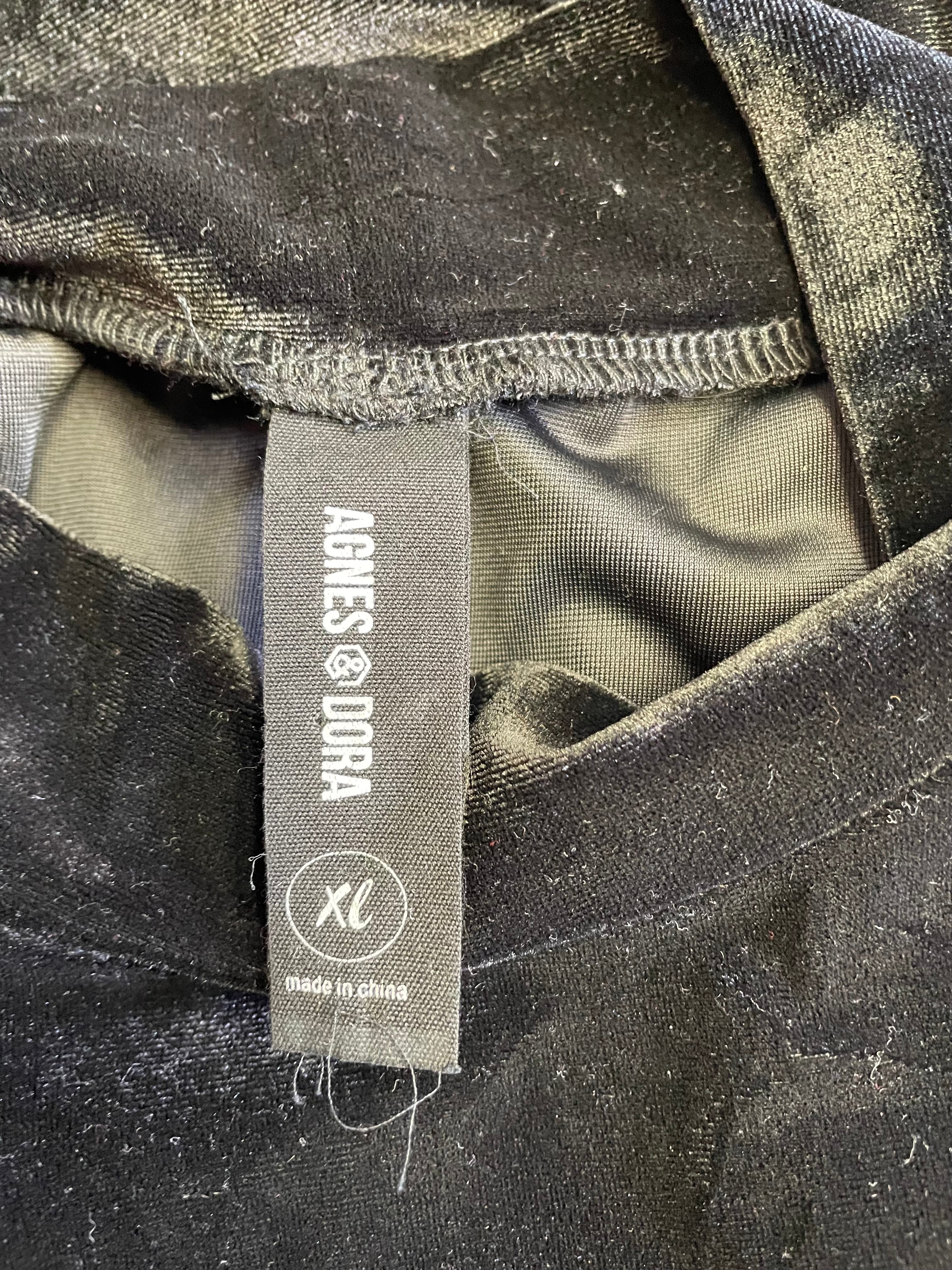 Agnes & Dora Velvet Mock Neck Tunic Dress (XL)