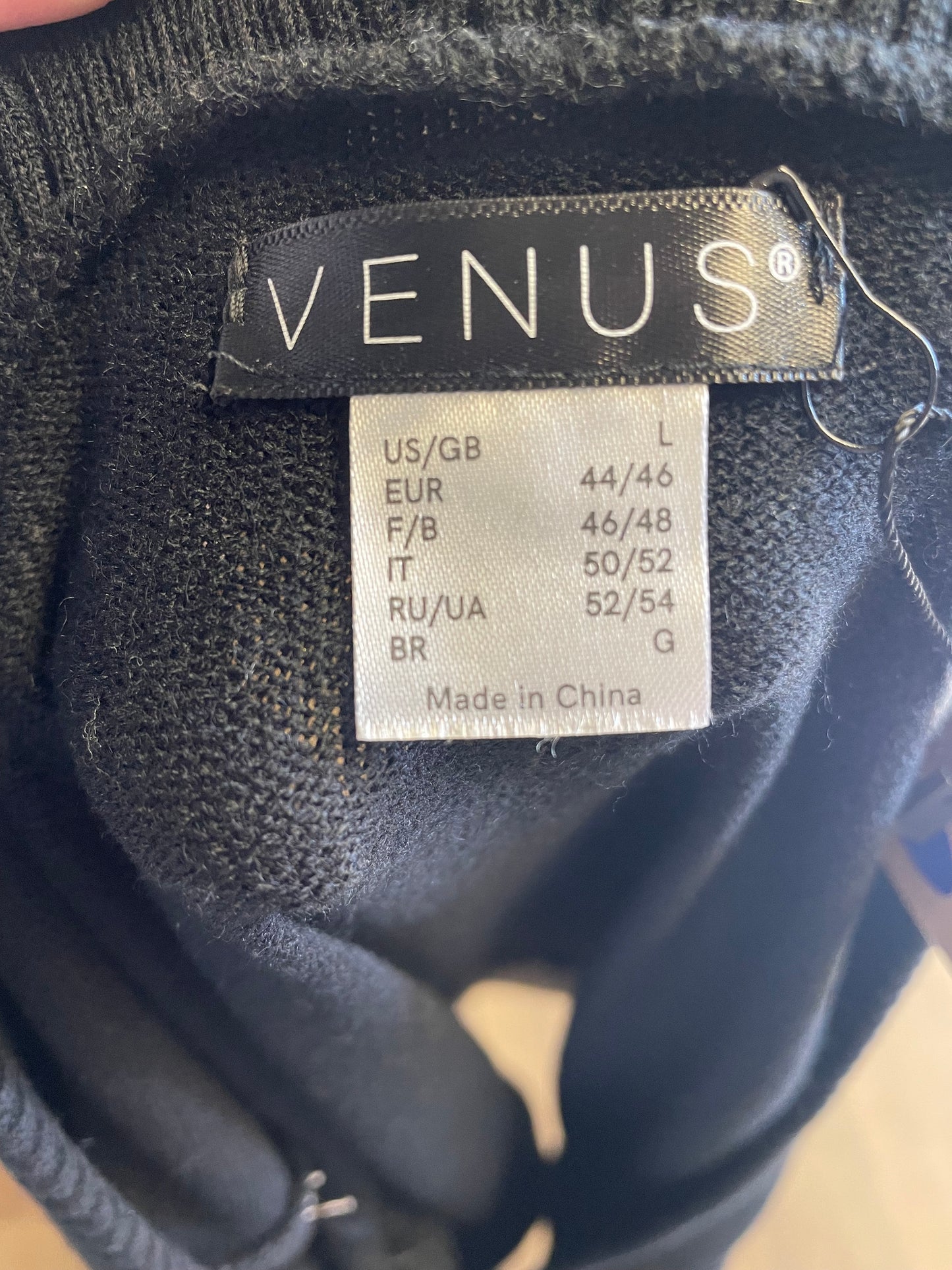 Venus Knit Midi Dress (L)