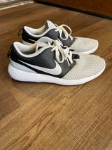 Nike Roshe G Golf Women's Spikeless Golf Shoes (8.5)