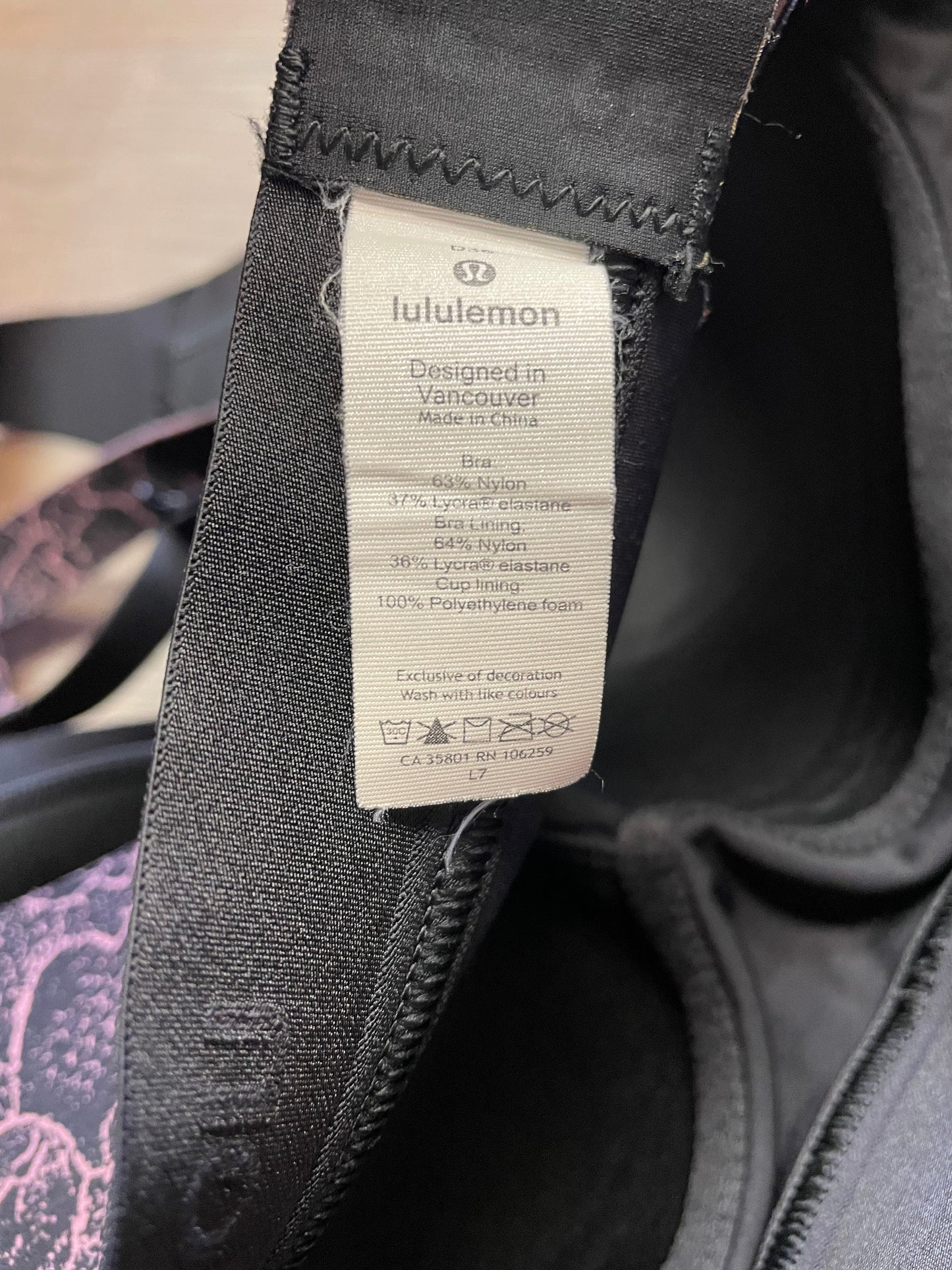 Lululemon Fine Form Bra (36D)