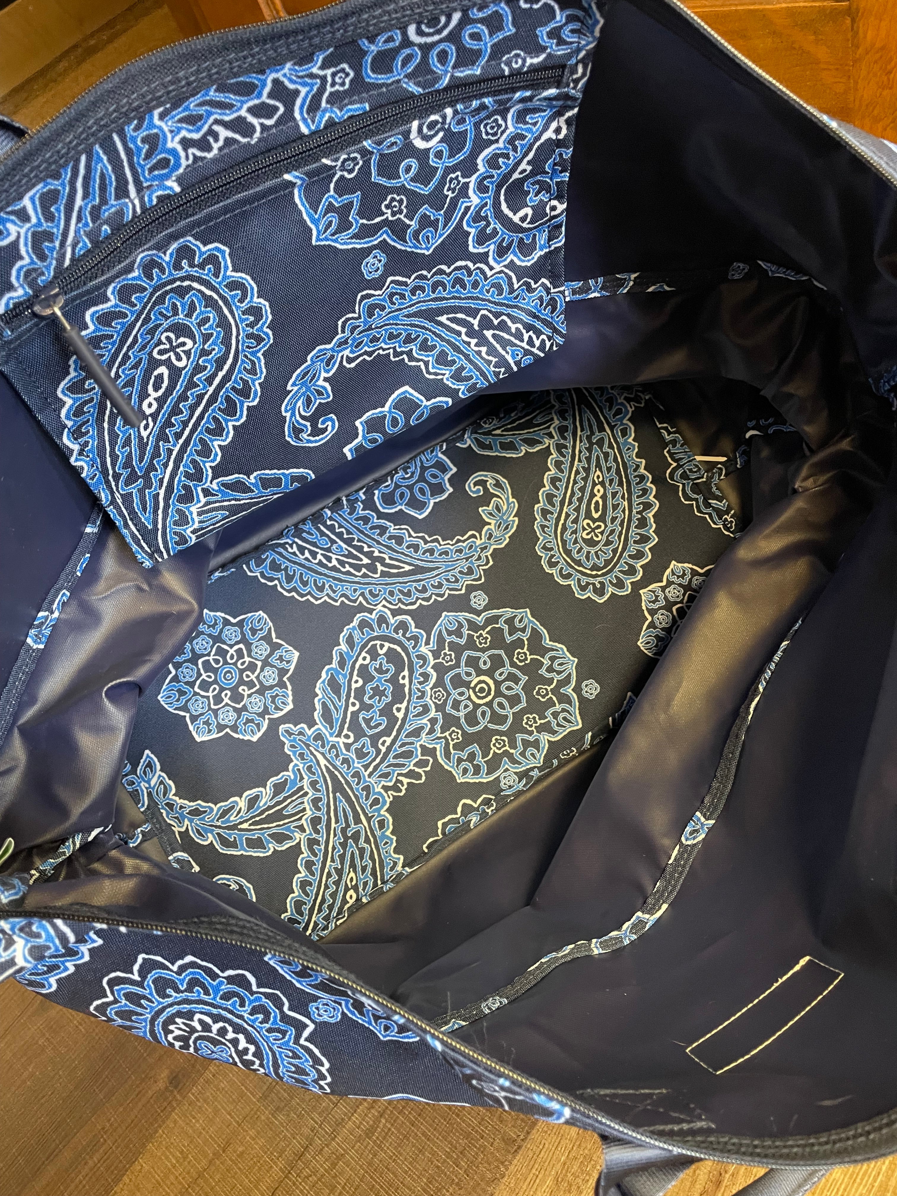 Vera Bradley Lighten Up Expandable Blue Bandana Travel Bag