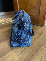 Vera Bradley Lighten Up Expandable Blue Bandana Travel Bag
