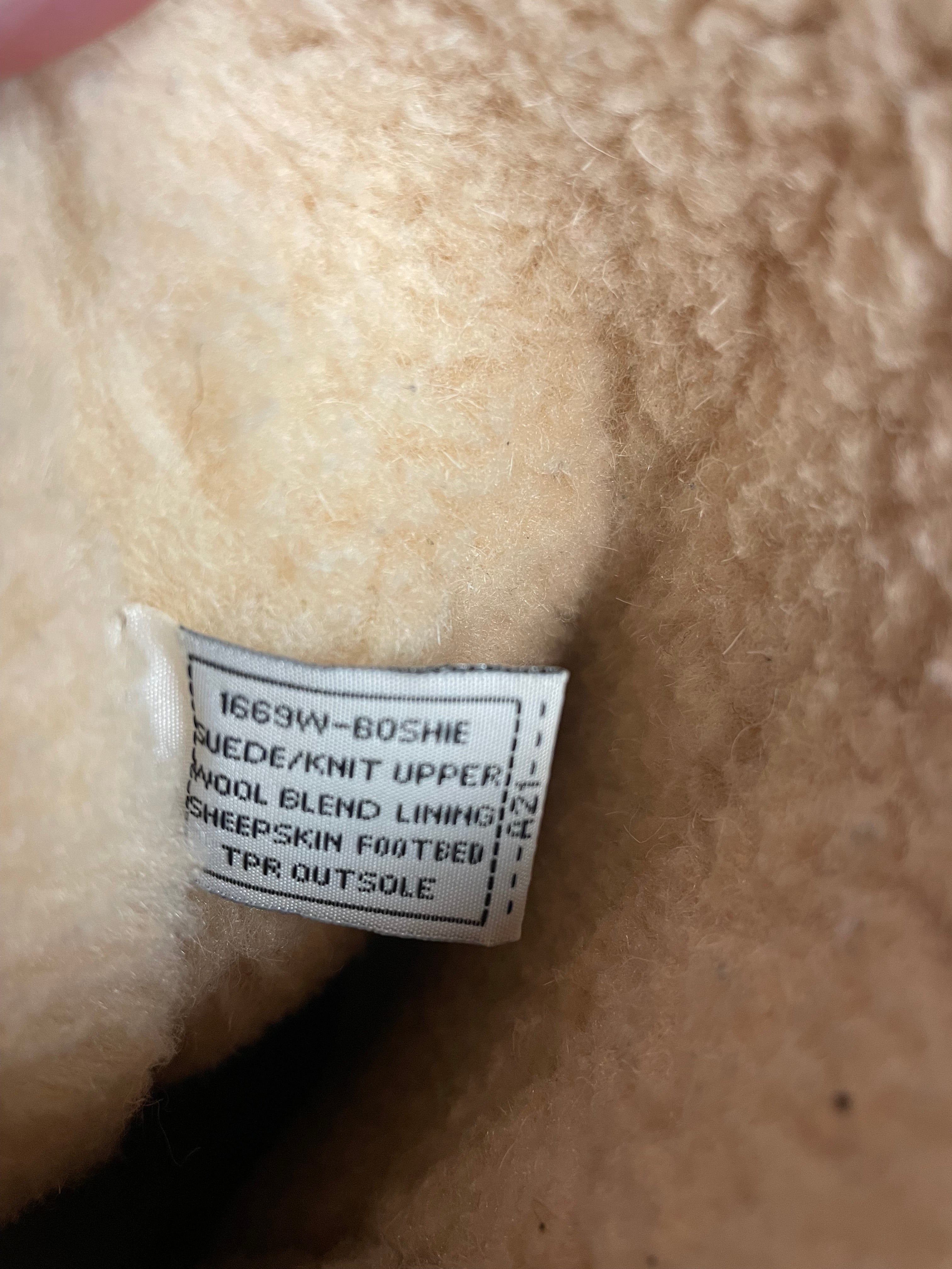 BEARPAW Women's Fur Lined Boots (8)