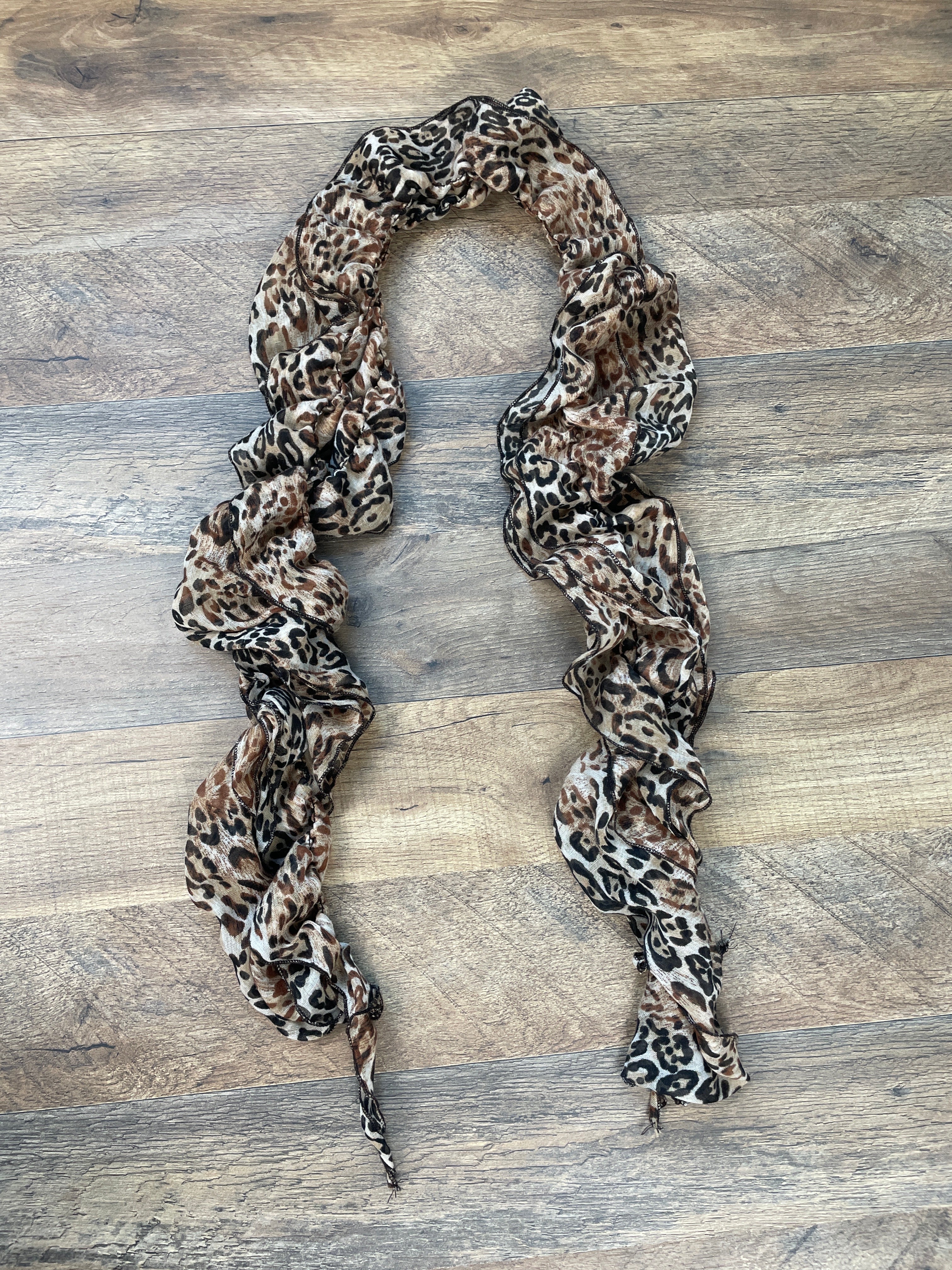 Leopard Print, Ruffle Hem Scarf - BinxBerry Consignment