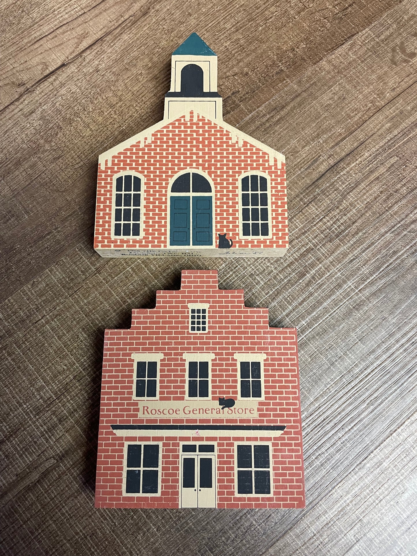 The Cat's Meow Roscoe Village Series (Lot of 2)