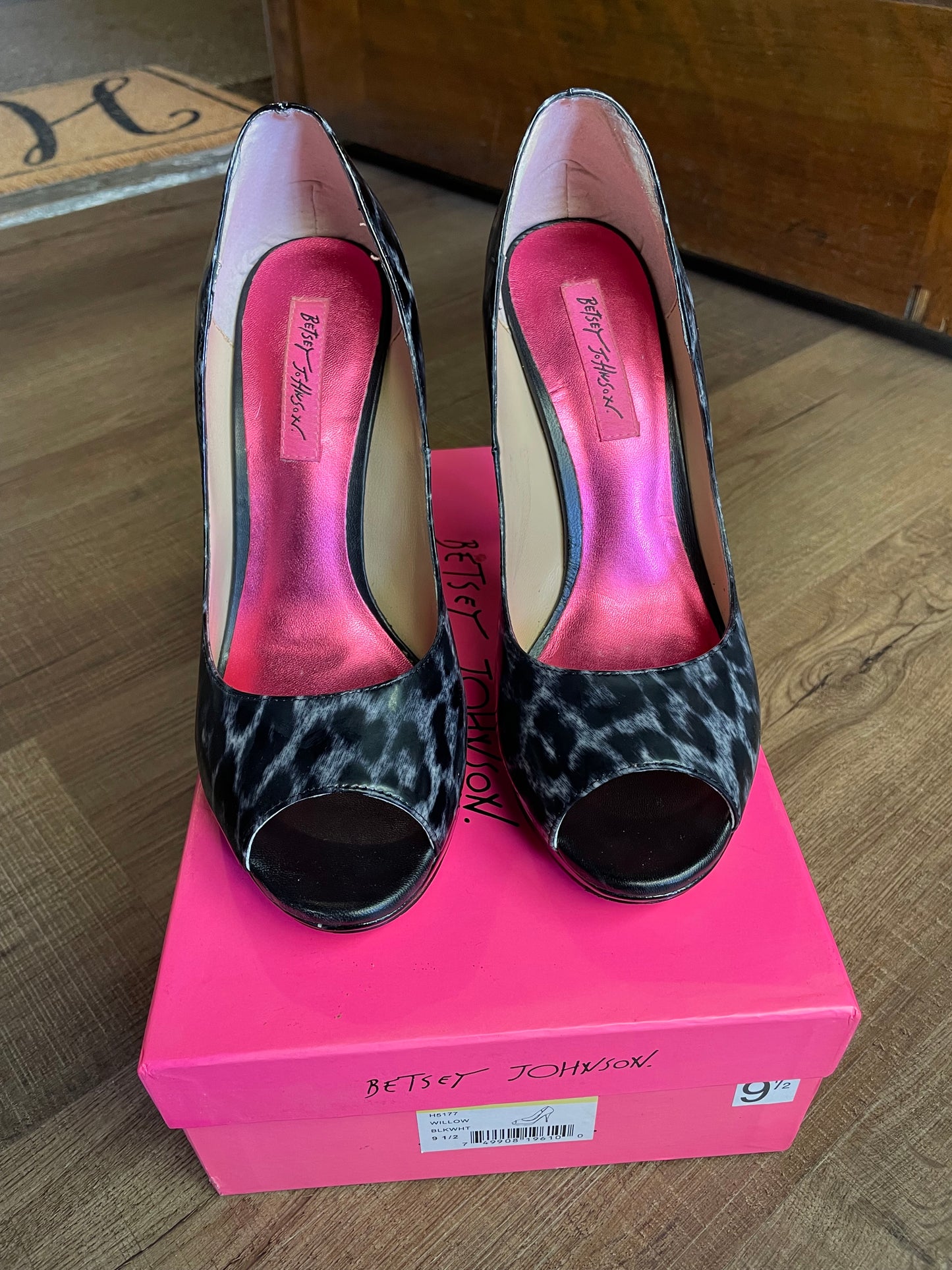 Betsy Johnson Willow Heel (9.5)