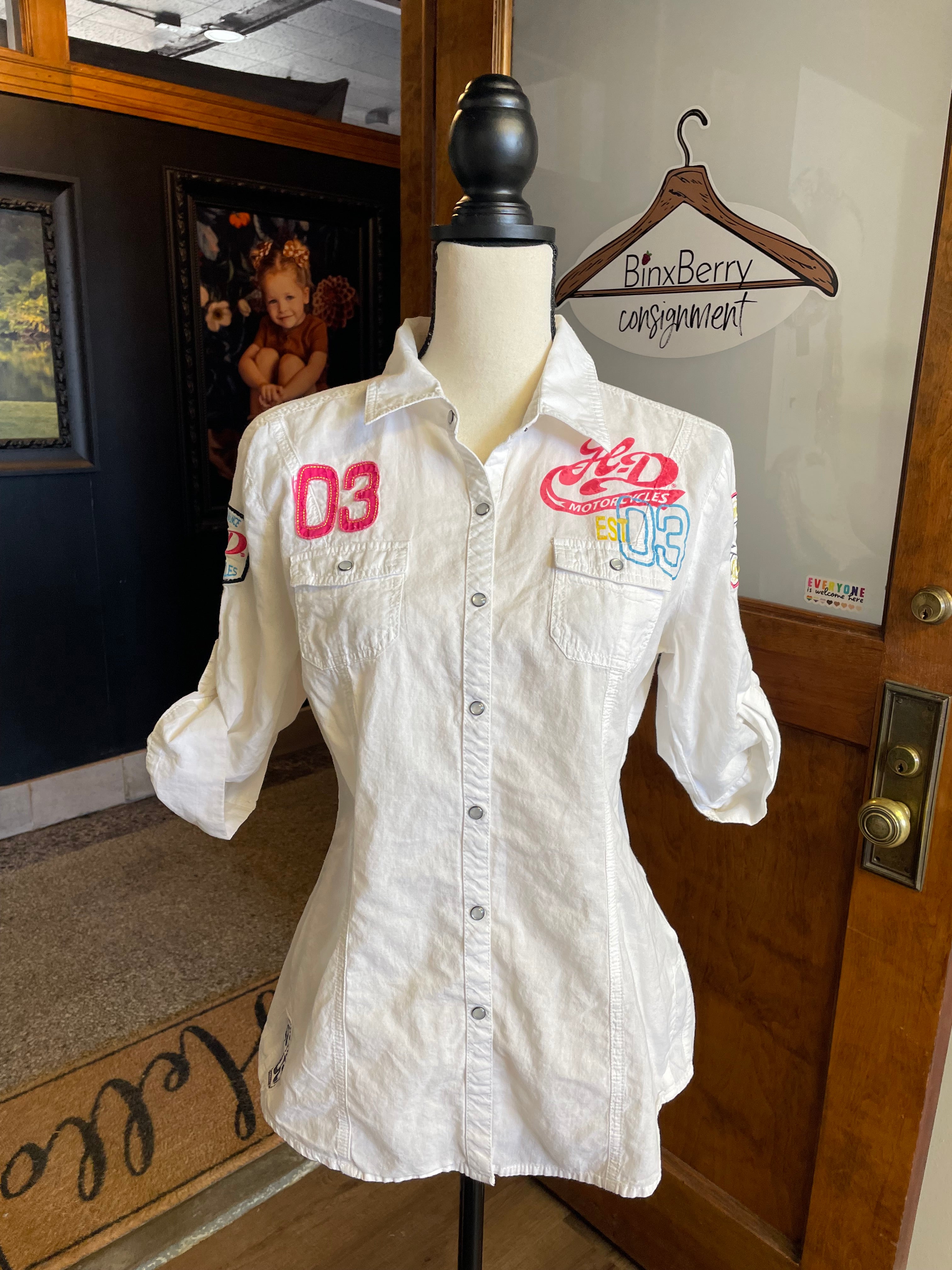 Harley Davidson Women's Pearl Snap Blouse (L) - BinxBerry Consignment