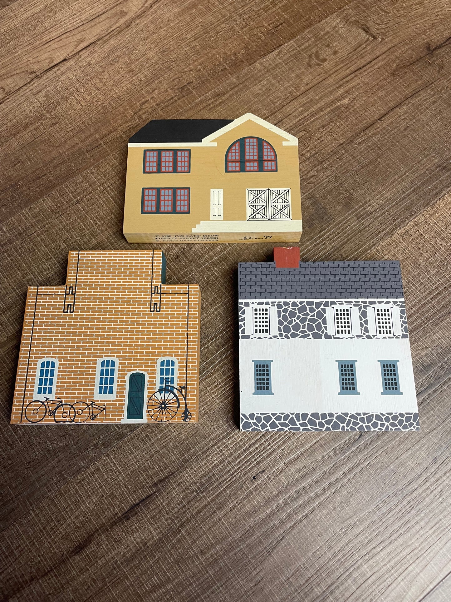 The Cat's Meow Village Series 6 (Lot of 3)
