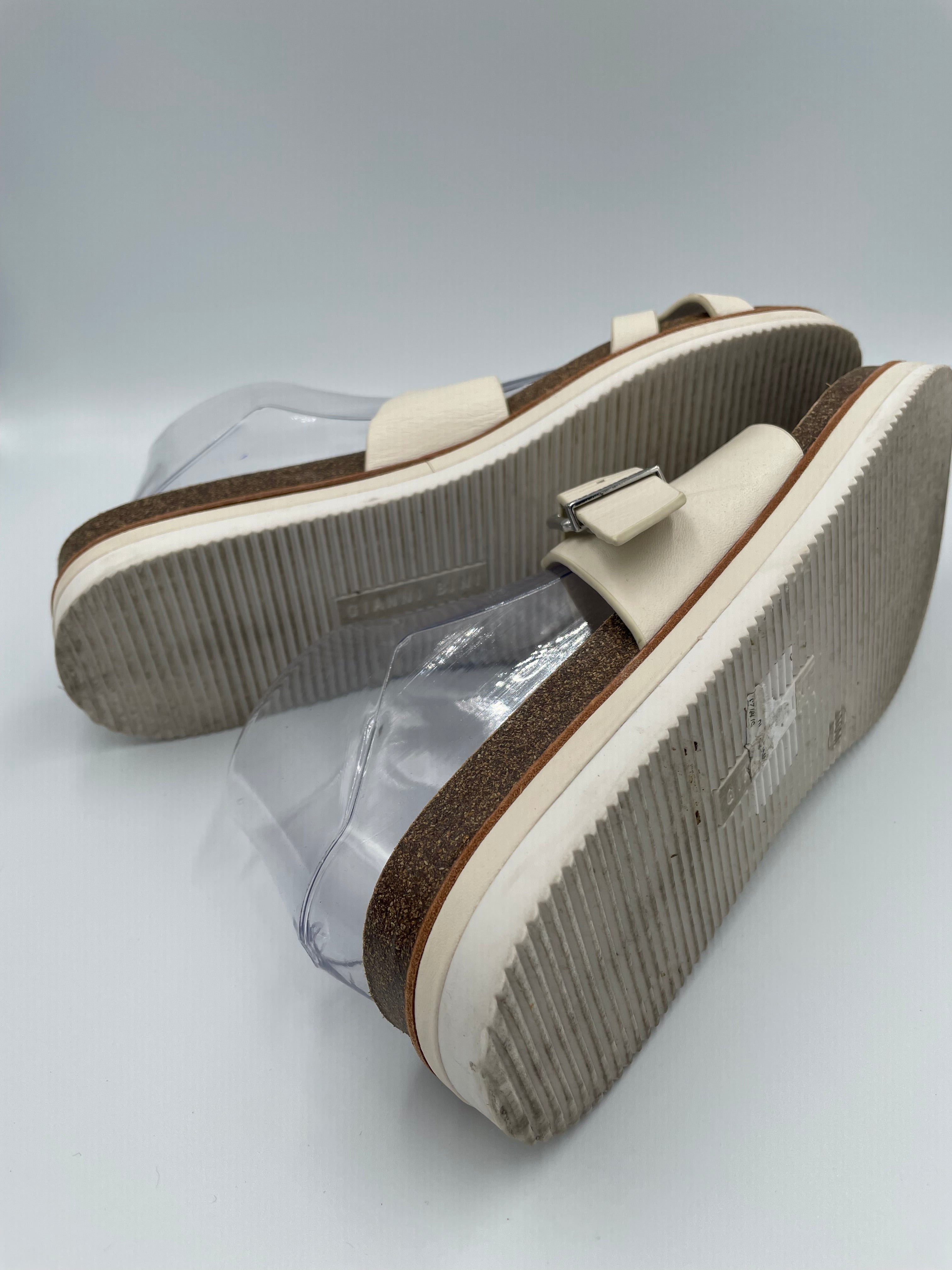 Gianni Bini Women's Leather Cork Cream Sandals (10)