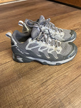 Oboz Waterproof Women's Hiking Shoes (8)