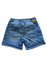 JAG Women's Relaxed Boyfriend Jean Shorts (4)