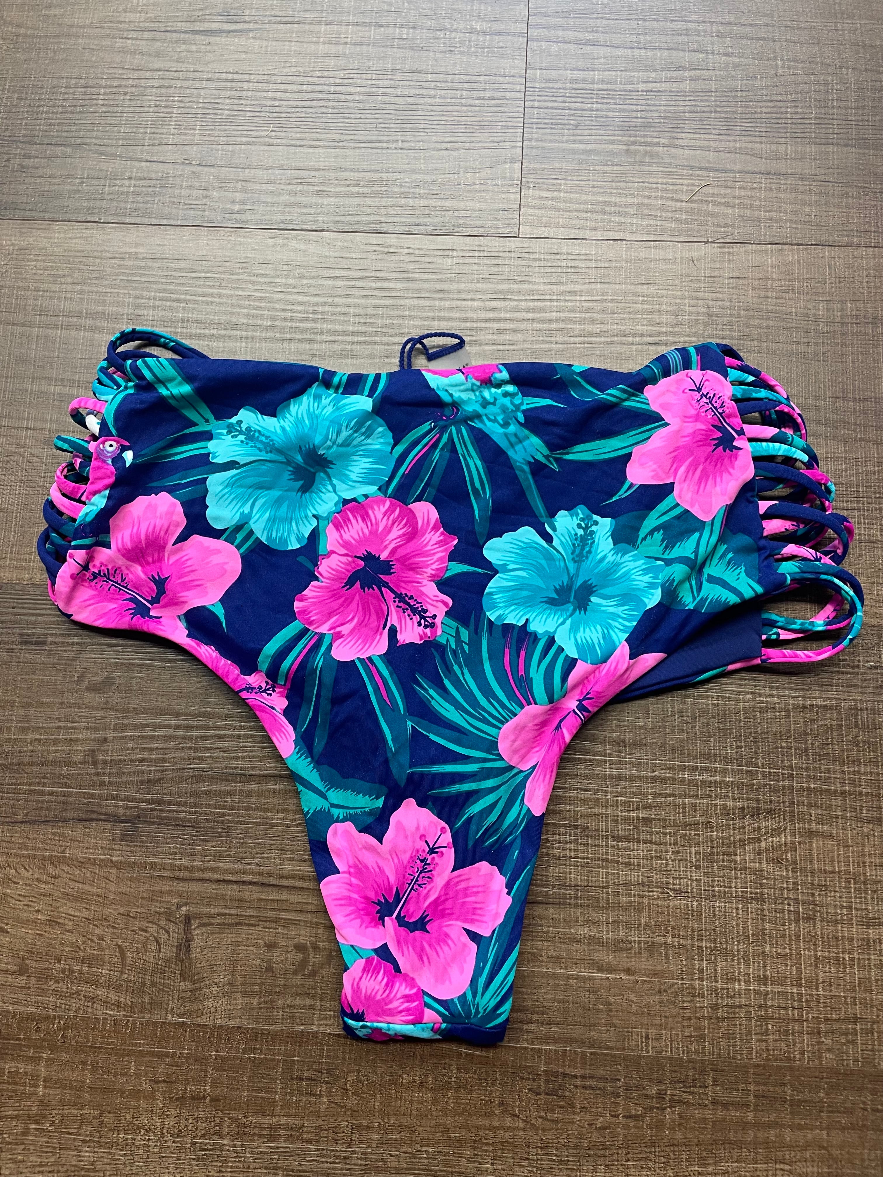 Envya Keke NWT High Waisted Bikini Bottom (M)
