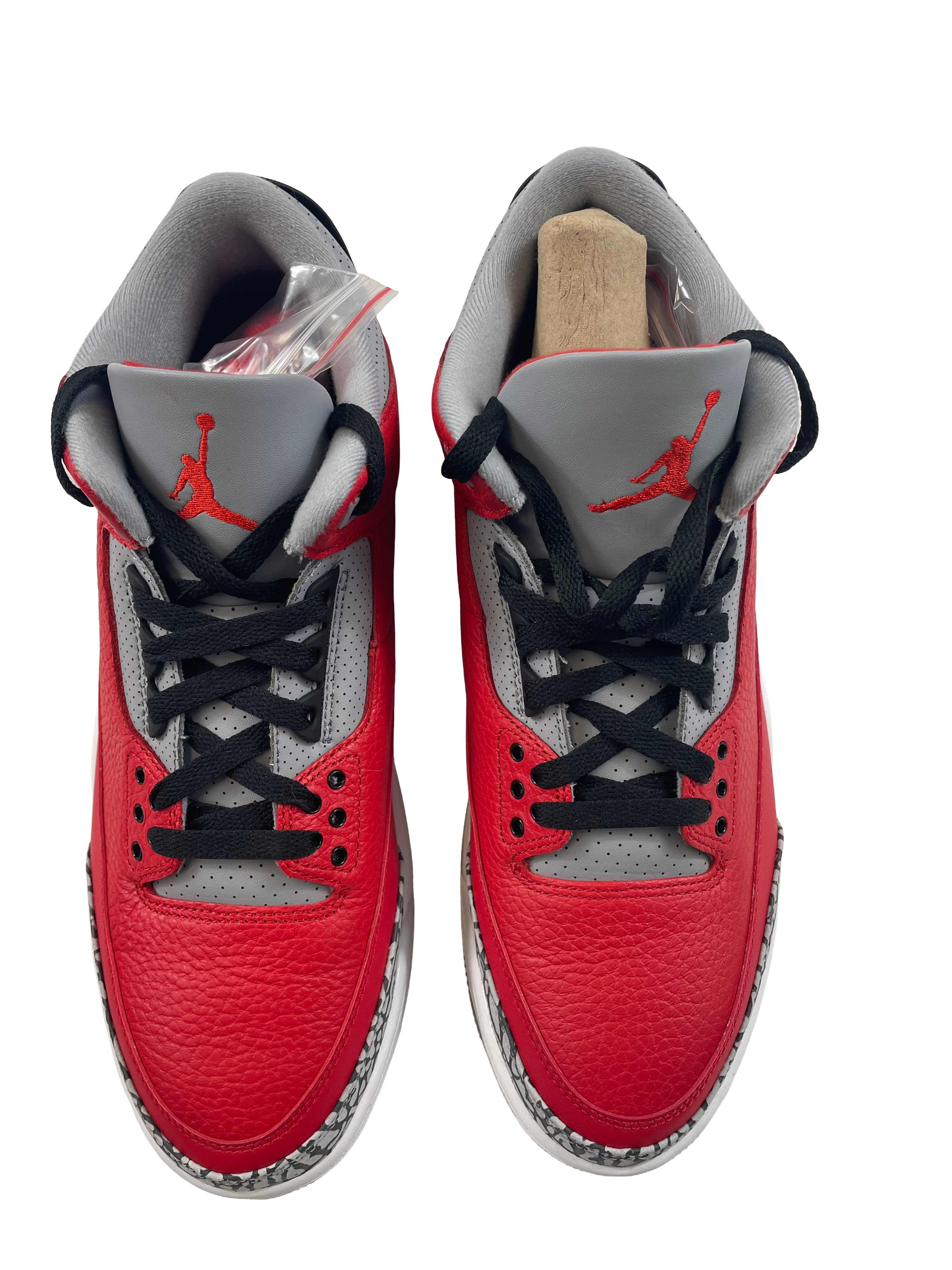 Air Jordan 3 Retro SE Men's Sneaker in Dire Red Cement Grey (11.5)
