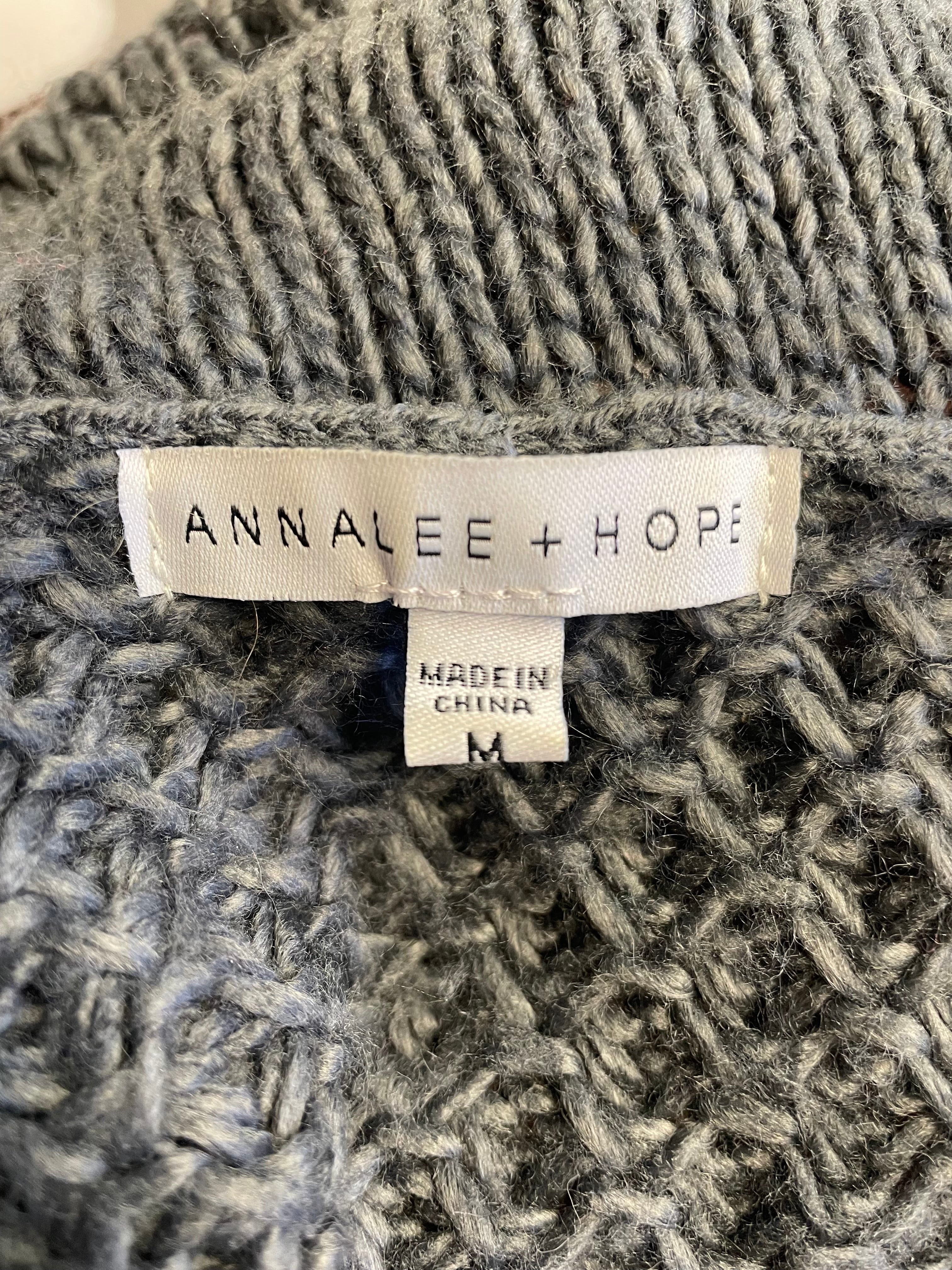 Annalee + Hope Short Sleeved Knit Cowlneck Sweater (M)