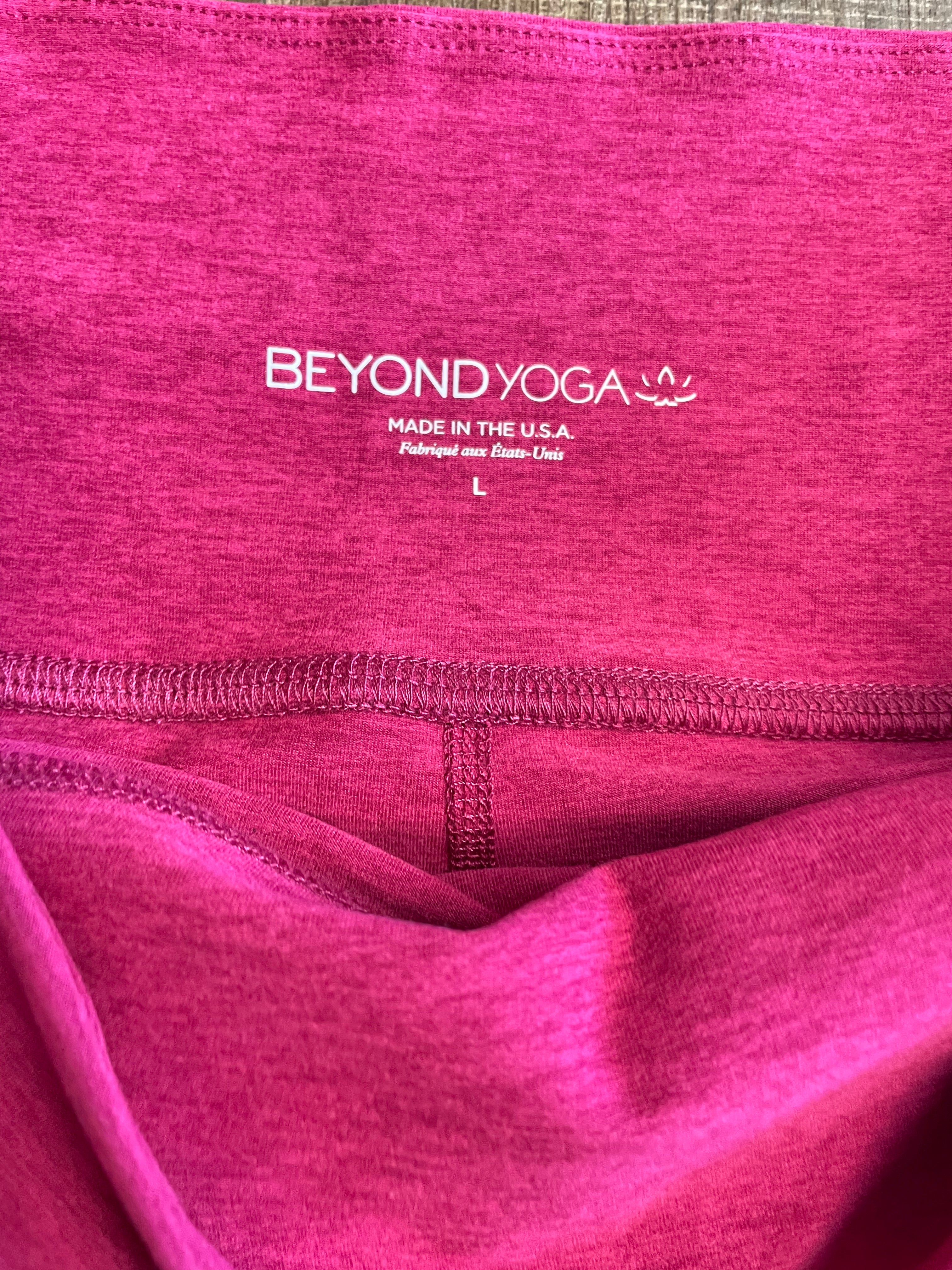 Beyond Yoga Spacedye Women's Pink Skort (L)