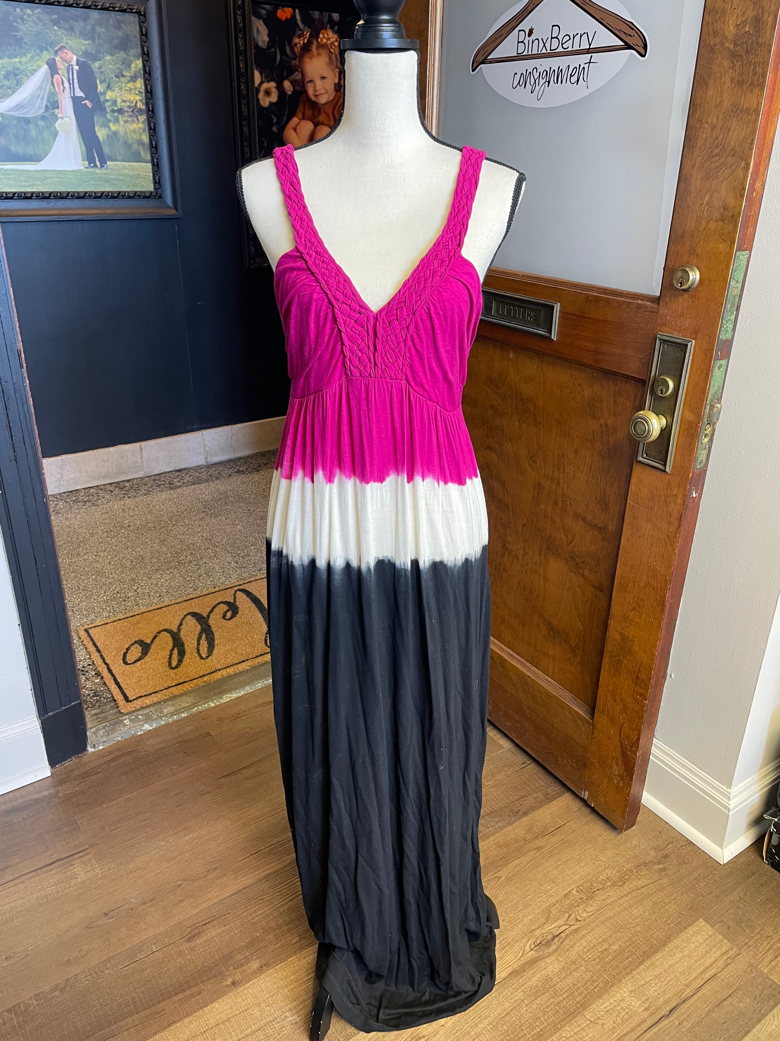 Design History Maxi Dress (M)