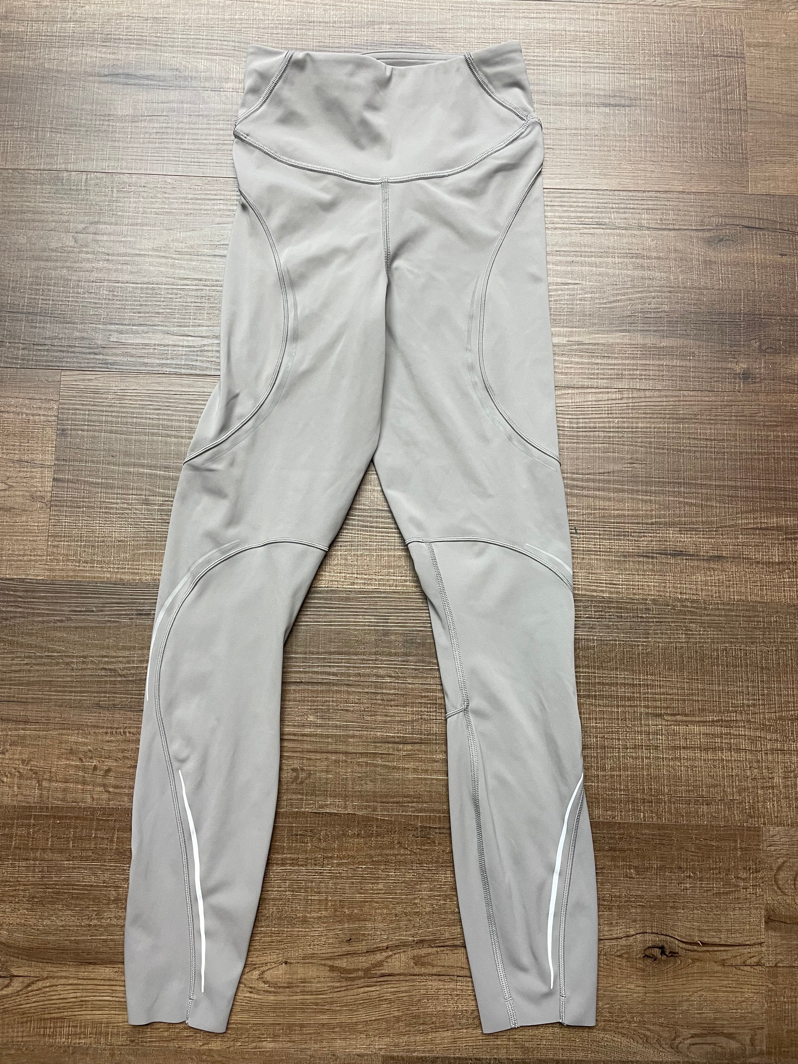 Lululemon Base Pace High-Rise Reflective Tight 25" (2)
