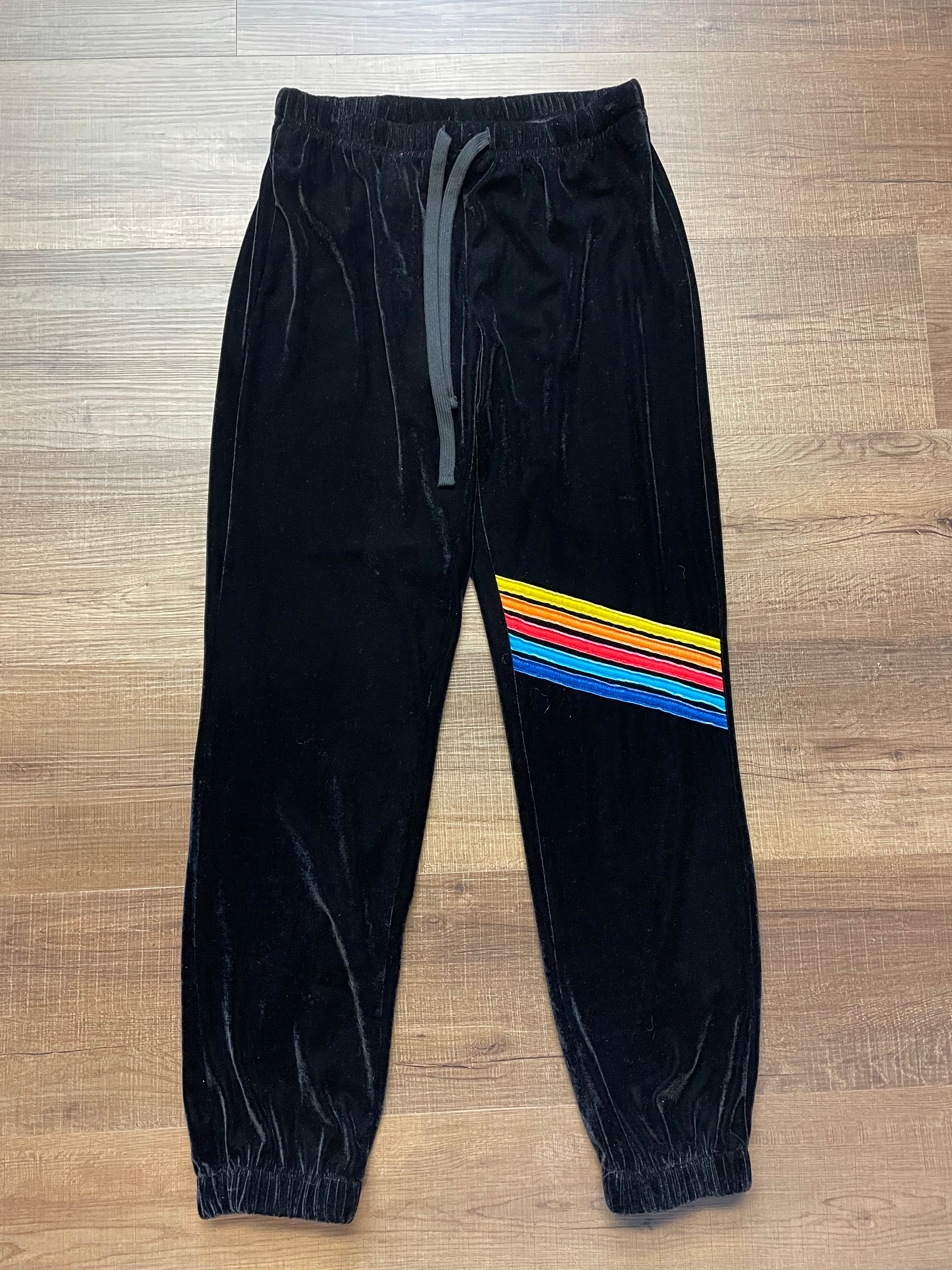 No Boundaries Vintage Velour Women's Track Set (M)