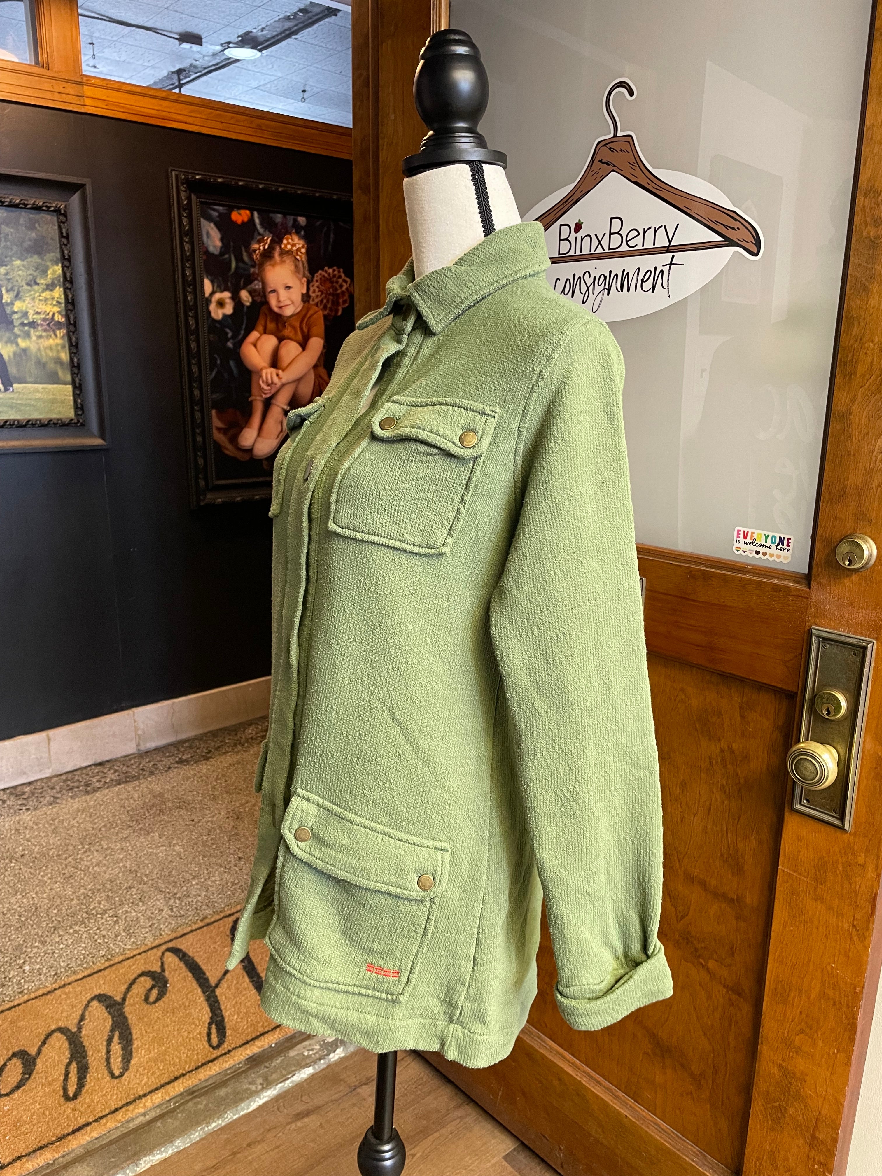 Peace Love World Women's Top (S)