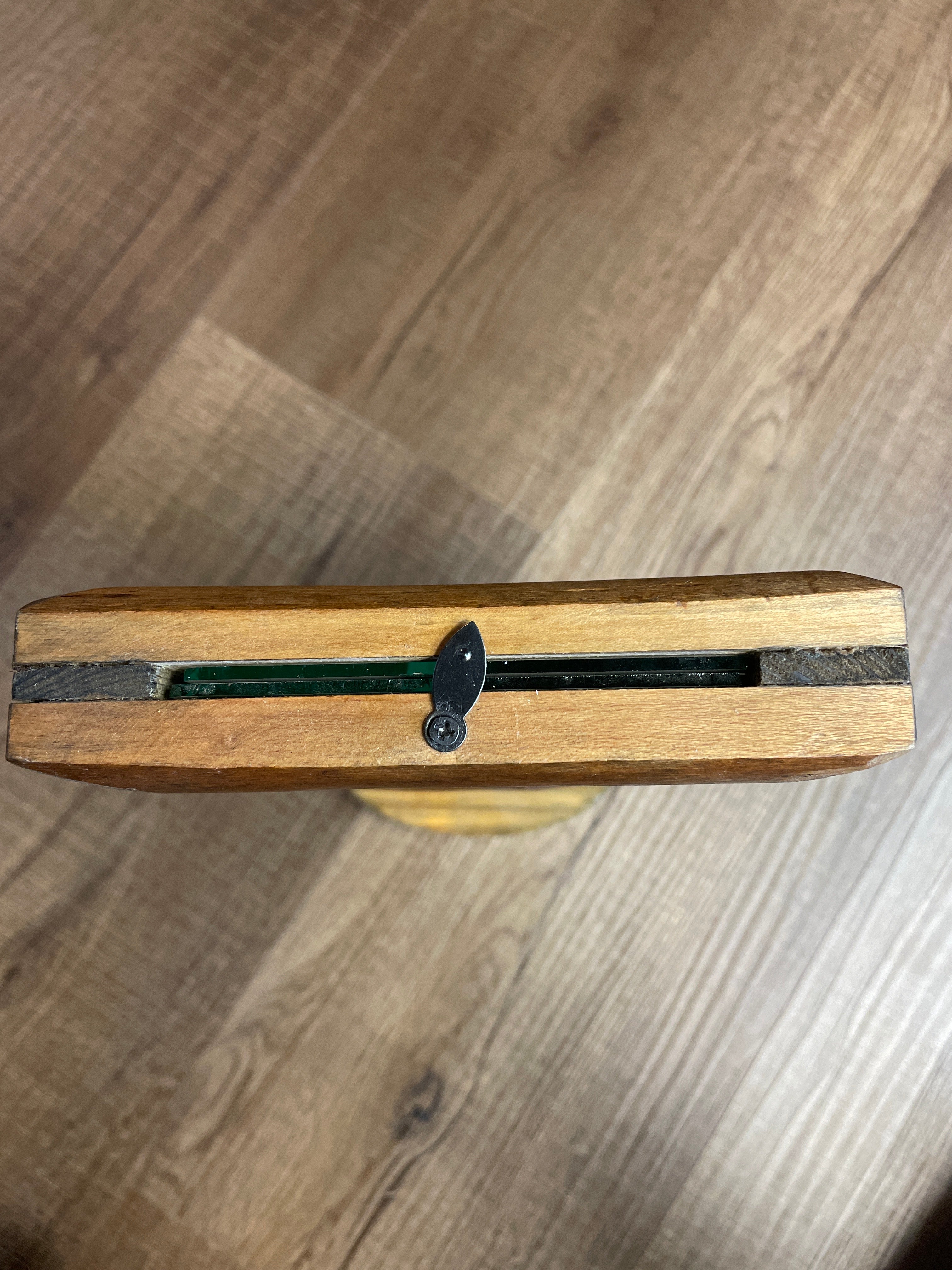 Wooden Pedestal Frame