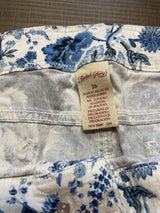 Faded Glory Blue Floral Capris (16)