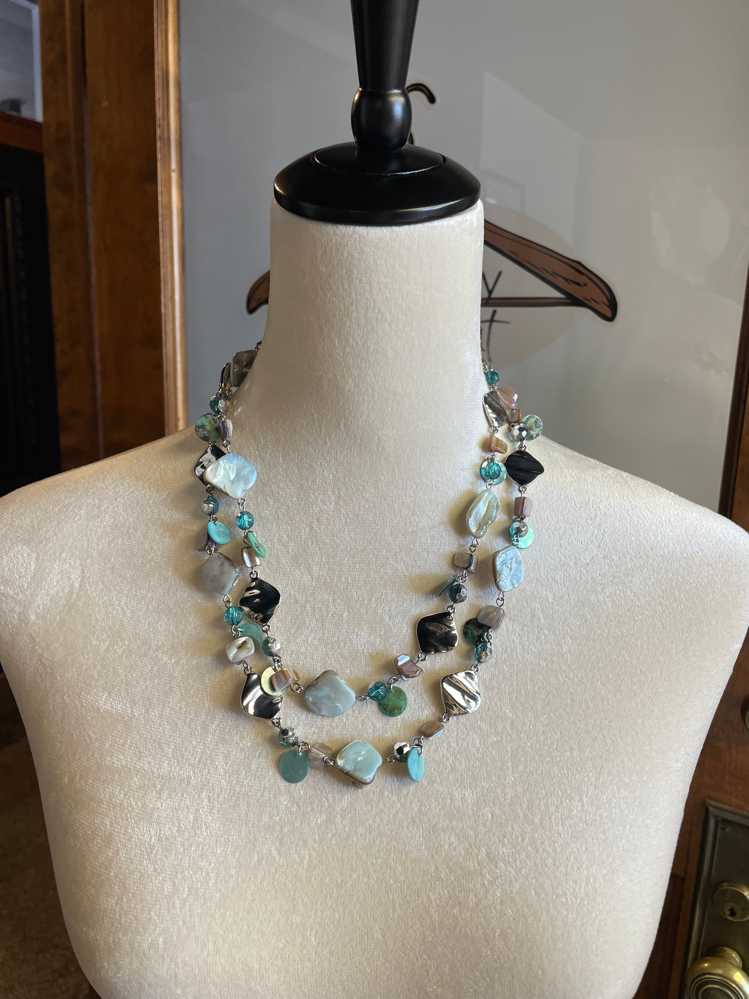 Lia Sophia Ocean Air Necklace - BinxBerry Consignment