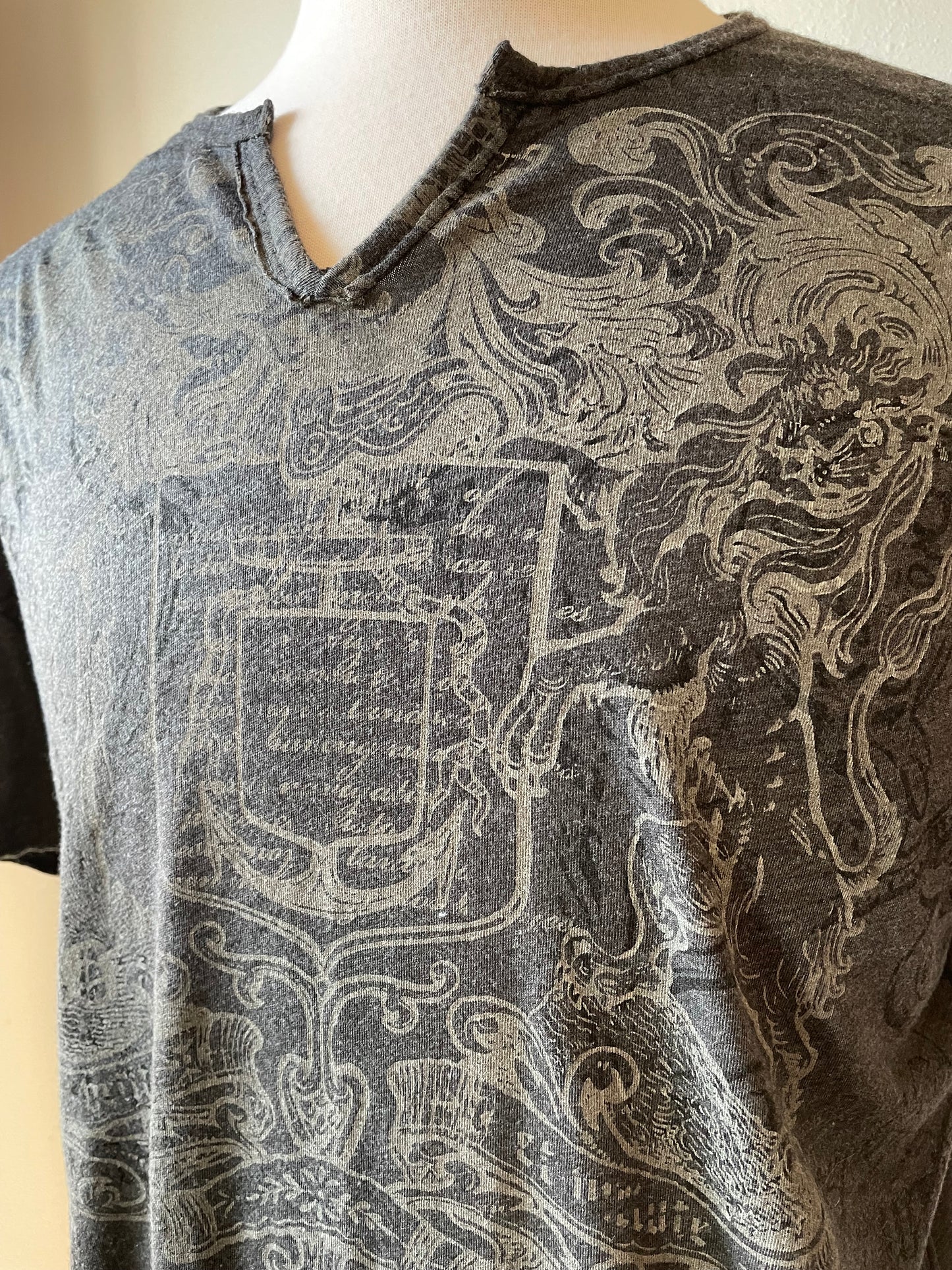 Helix Men's Graphic Tee (L)