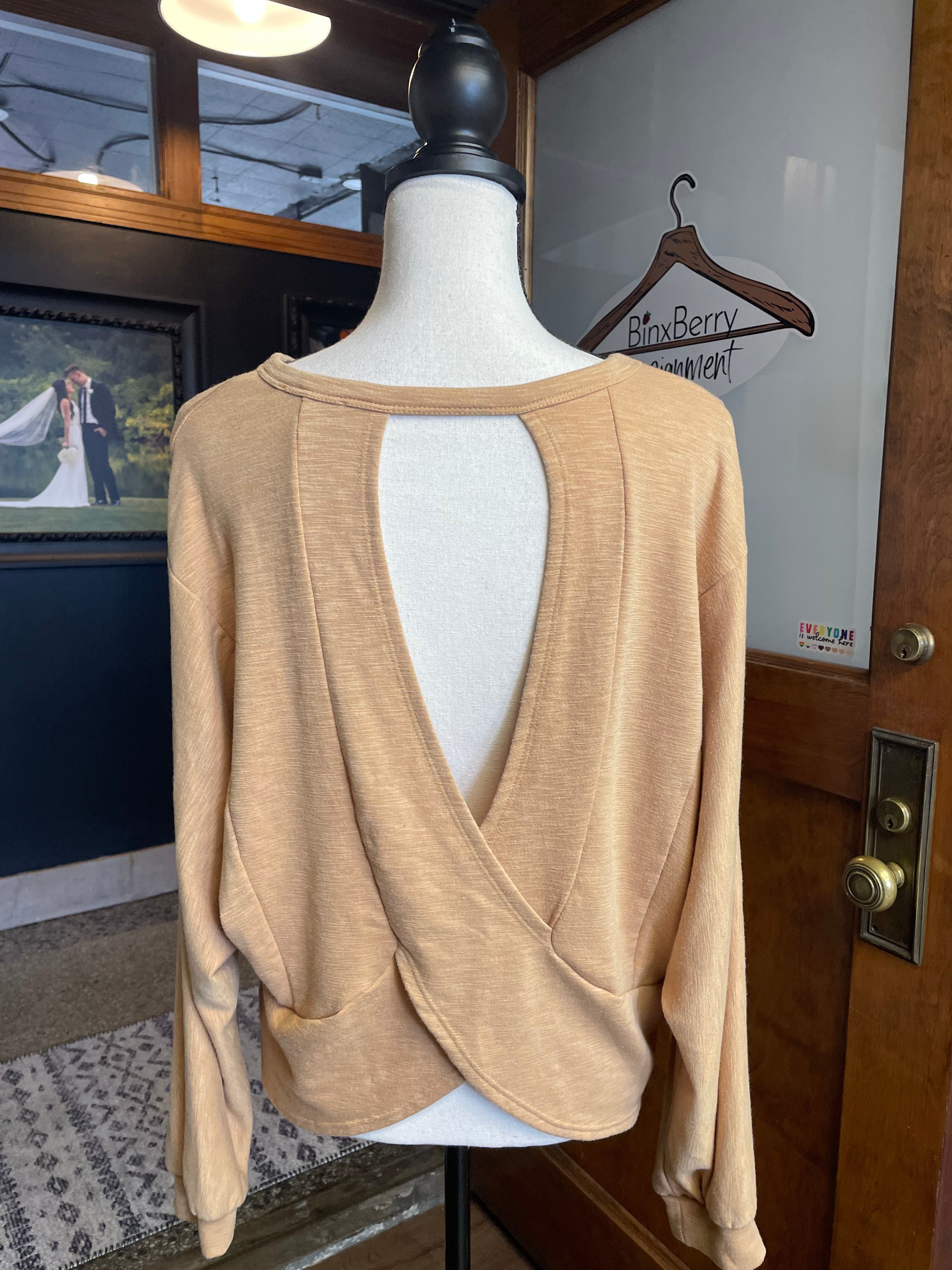 White Birch Teardrop Back Sweatshirt (L)