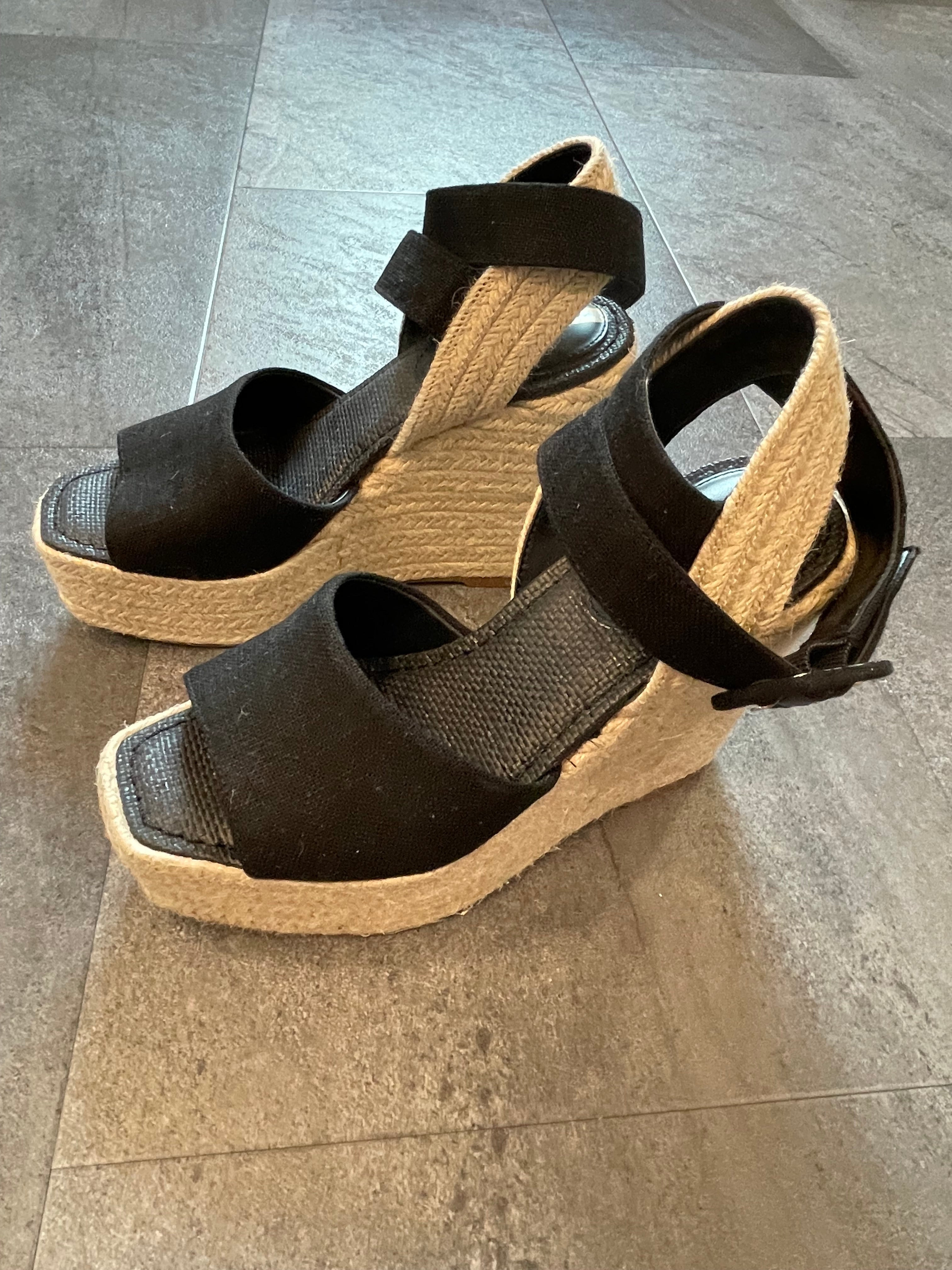 Sam Edelman Women's Vada Wedge Sandals (6M)