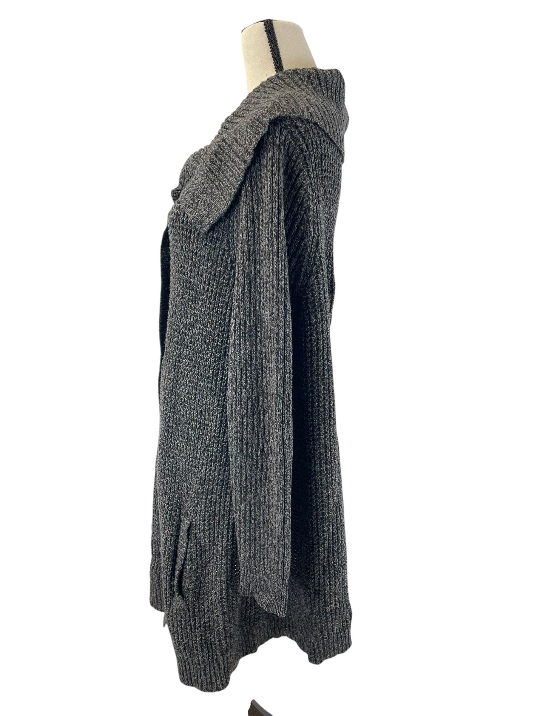 Old Navy Lambswool Snap Front Sweater (XXL) - BinxBerry Consignment
