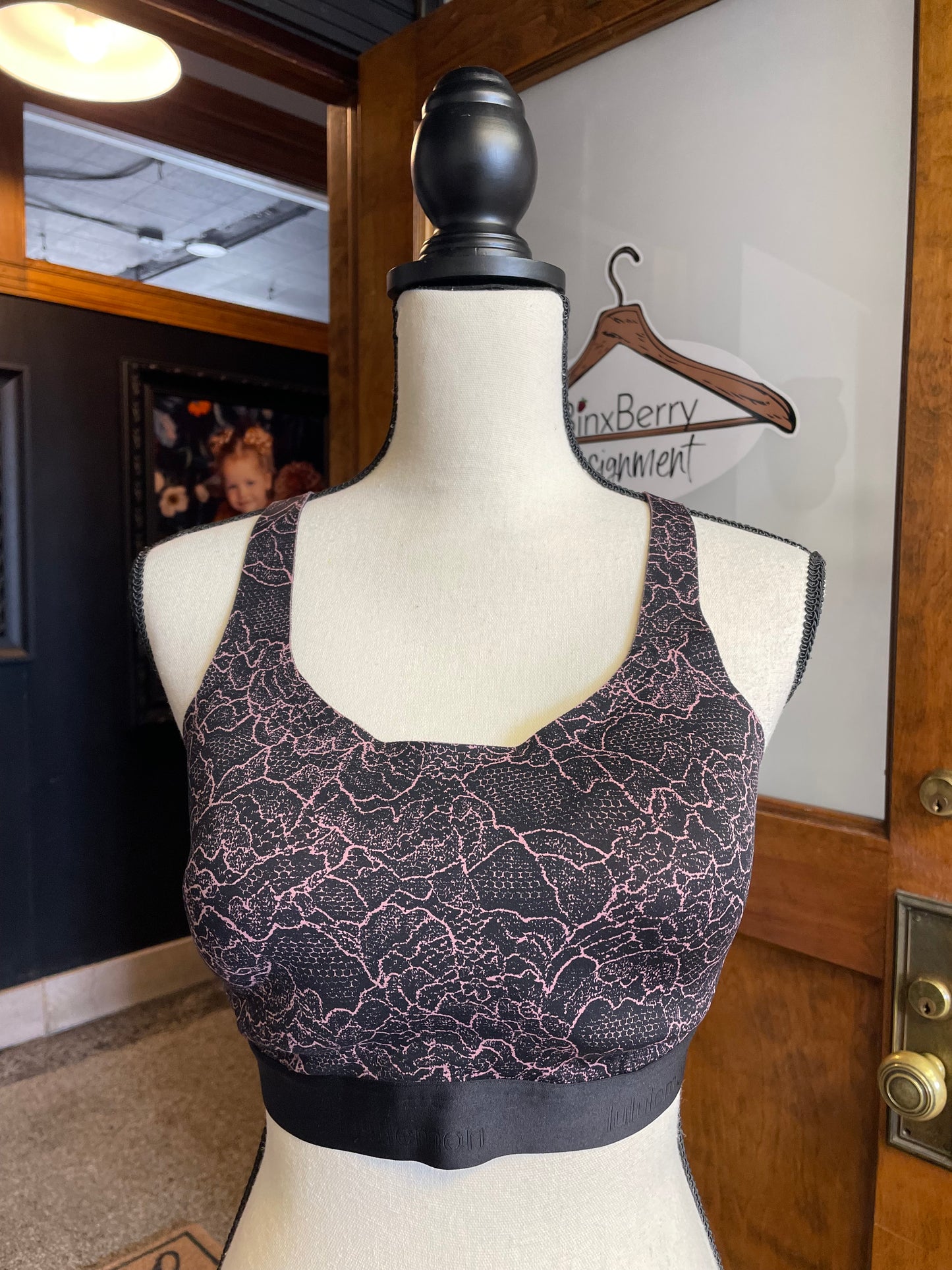 Lululemon Fine Form Bra (36D)
