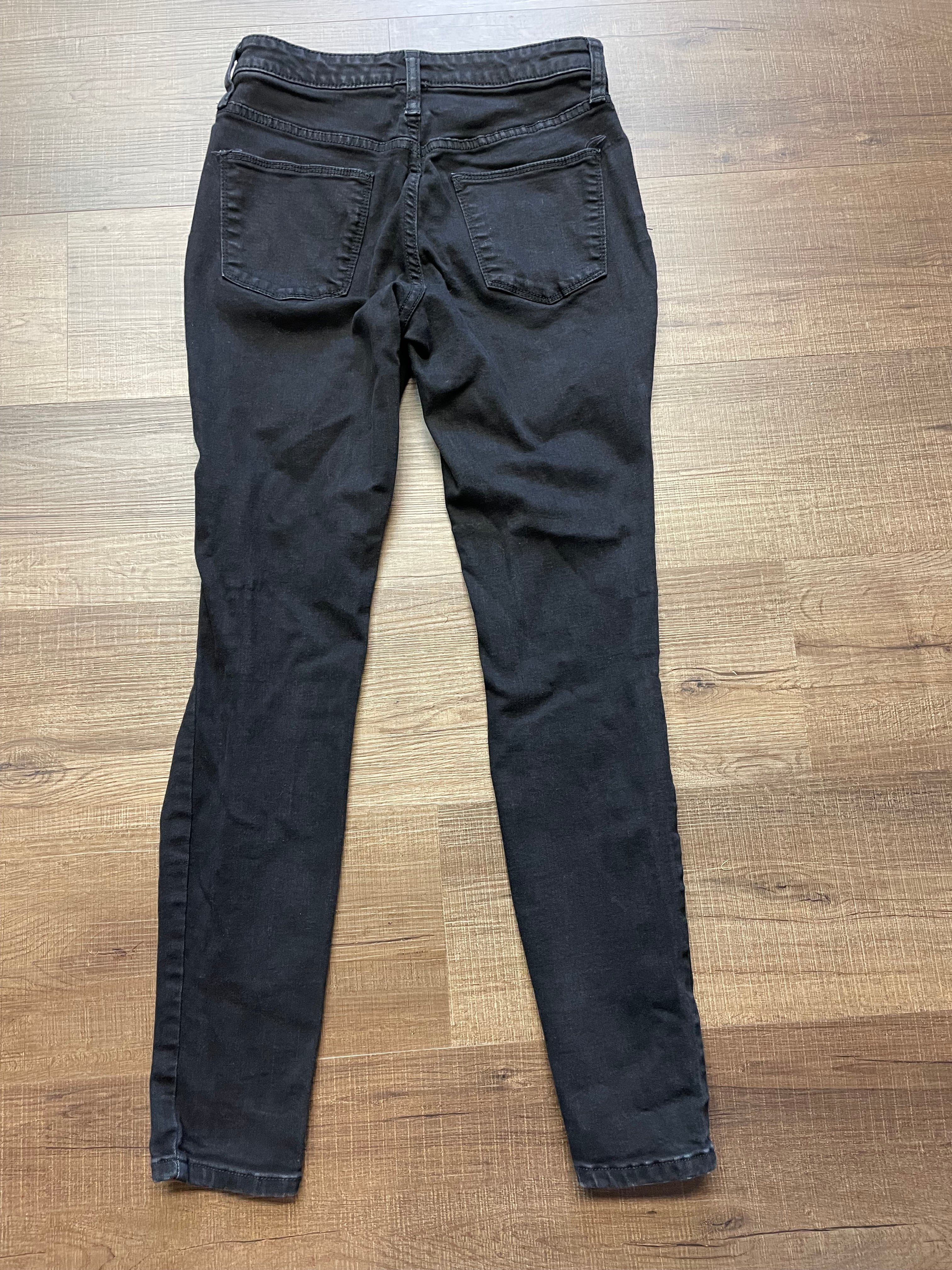 Universal Thread High Rise Distressed Jegging (4)