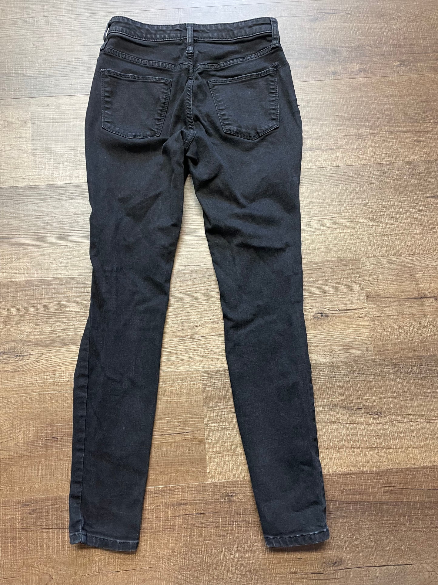 Universal Thread High Rise Distressed Jegging (4)