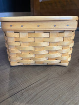 Longaberger 2001 Classic Small Recipe Basket with Lid and Protector