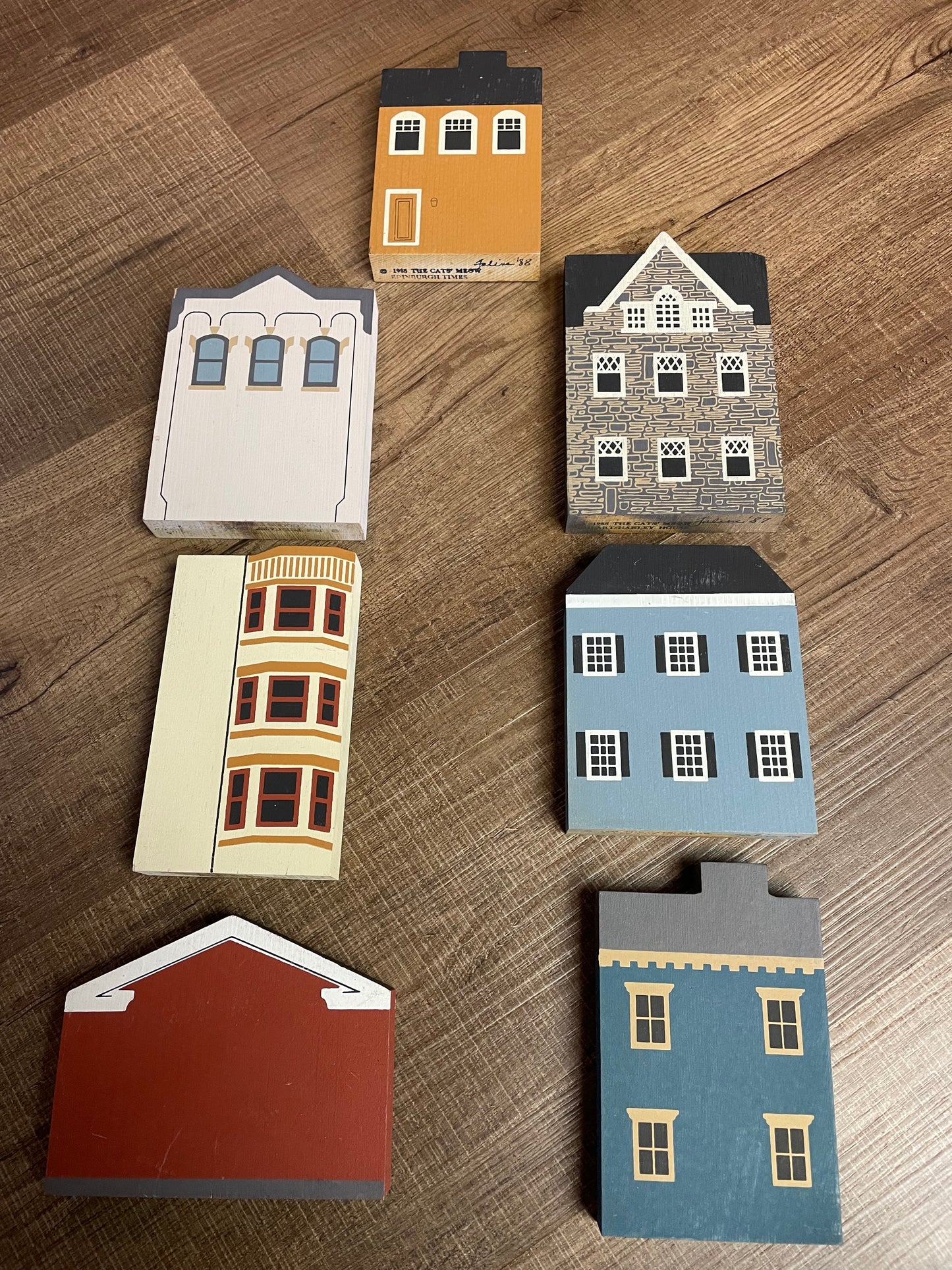 The Cat's Meow Village Series 3 (Lot of 7)