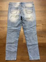 No Boundaries Mid Rise Relaxed Skinny Women's Jeans (15)
