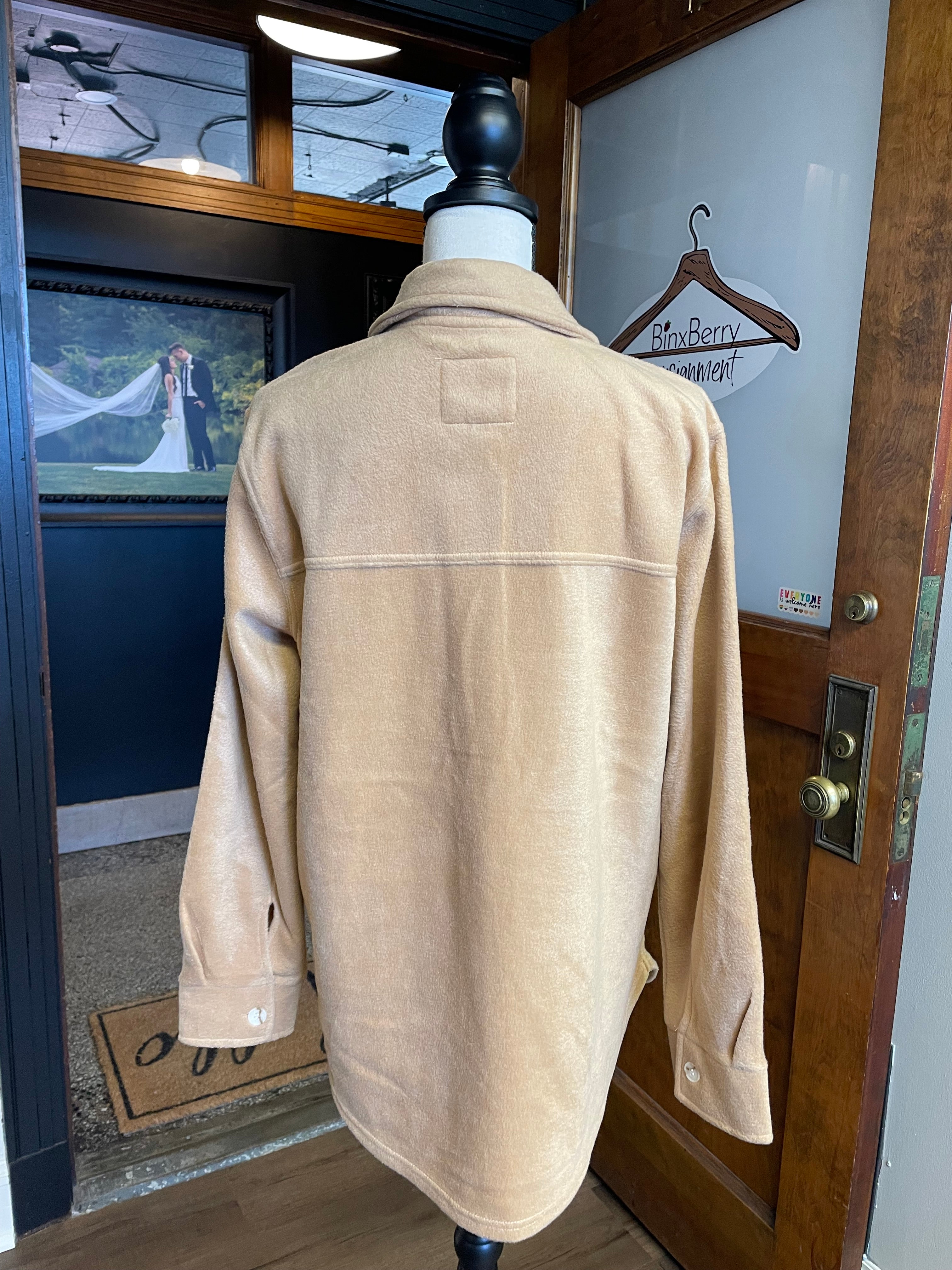 Thread & Supply Women's Shacket (M)