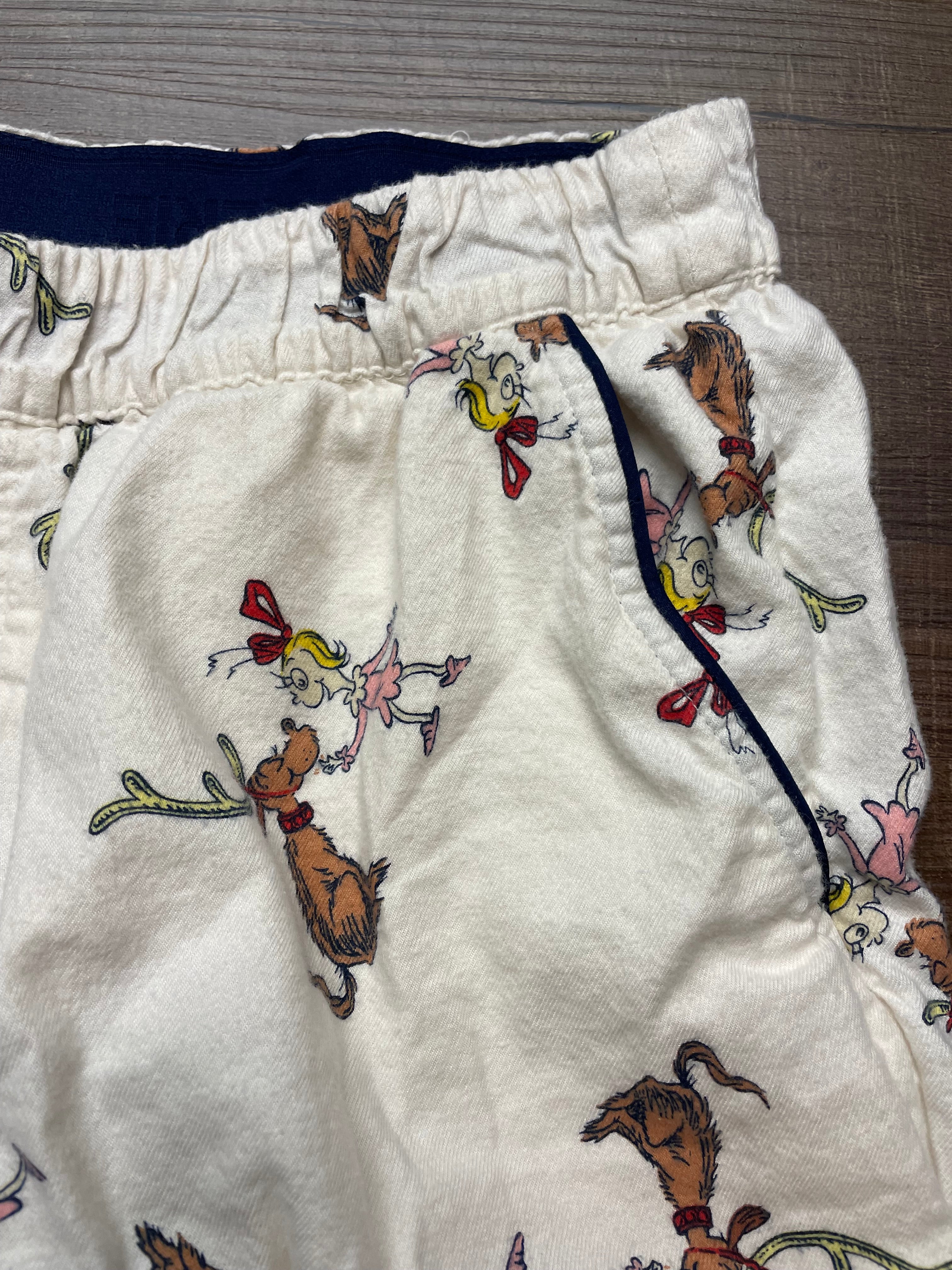 Aerie Christmas Cindy Lou Cho Flannel Pajama Pants (S)